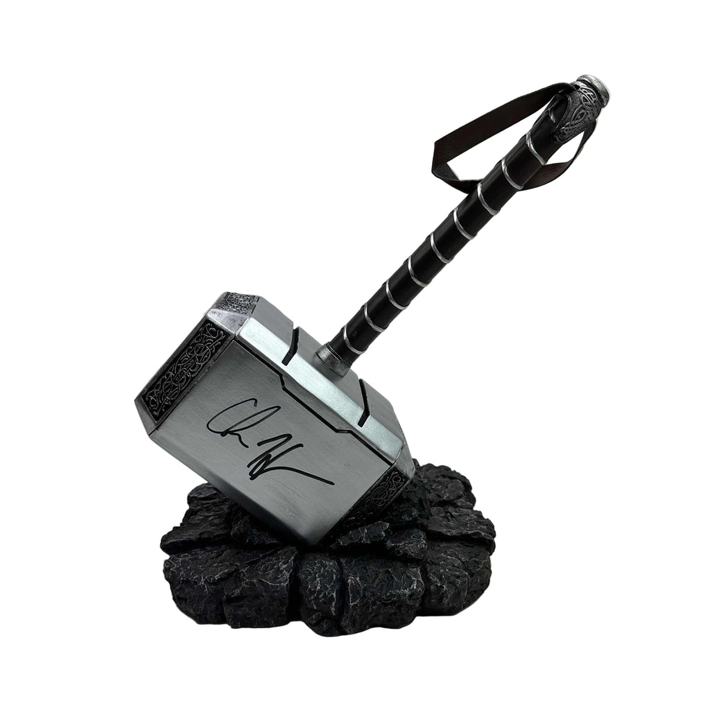 autographed-signed-chris-hemsworth-thor-mjolnir-17-hammer-with-base-marvel-avengers-infinity-war-end-game-replica-movie-prop-beckett-bas-coa