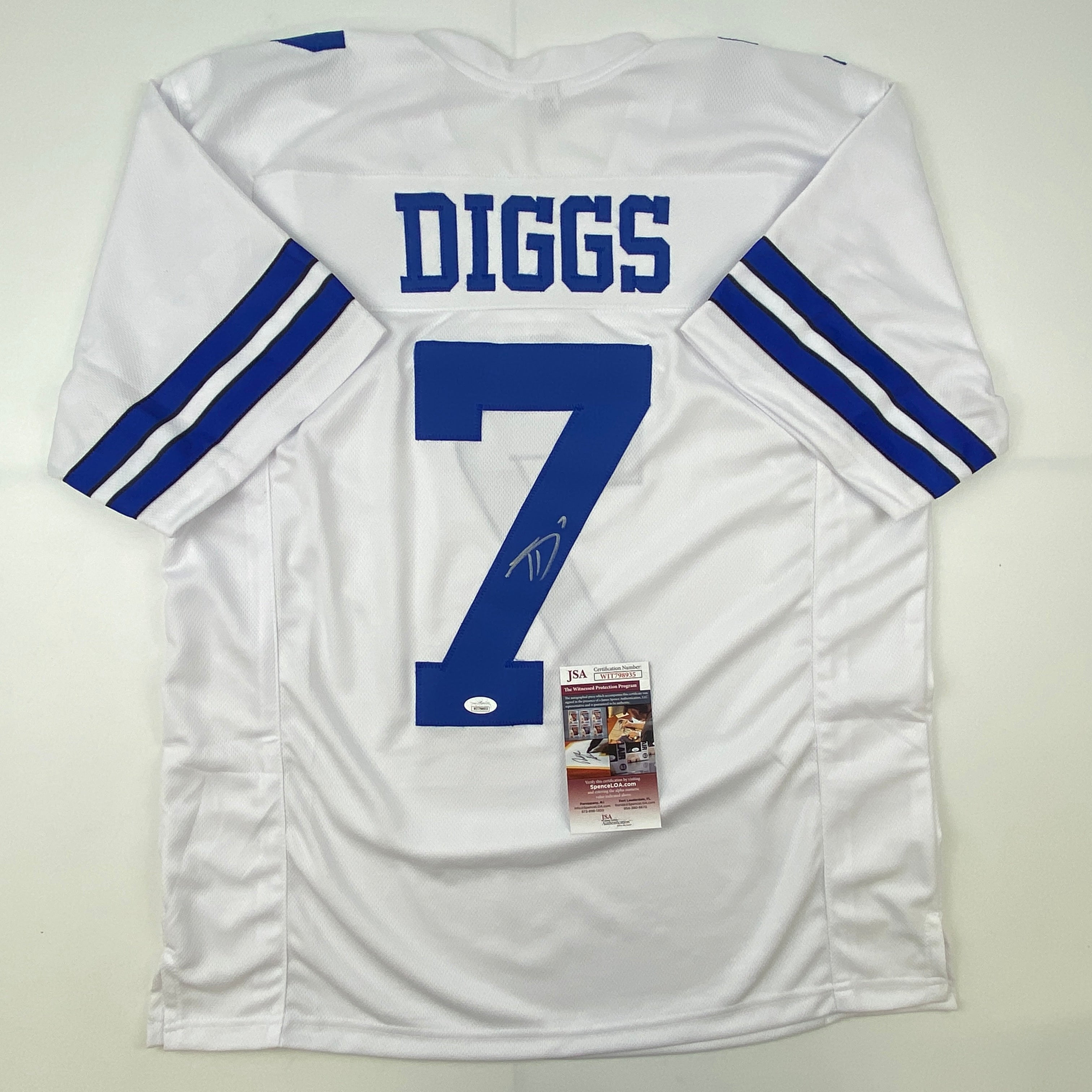 autographed-signed-trevon-diggs-dallas-white-football-jersey-jsa-coa