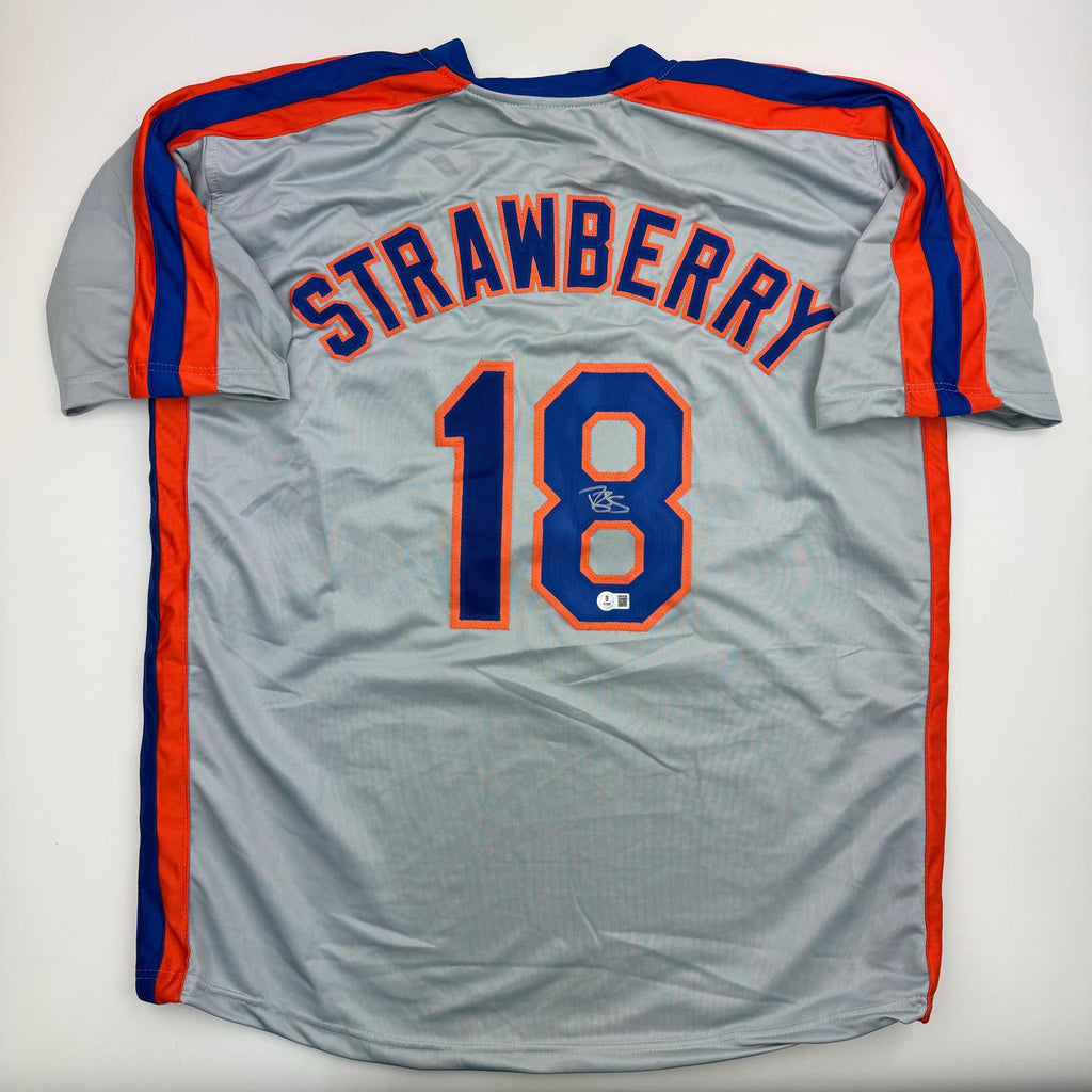 autographed-signed-darryl-strawberry-new-york-grey-baseball-jersey-psa-dna-coa