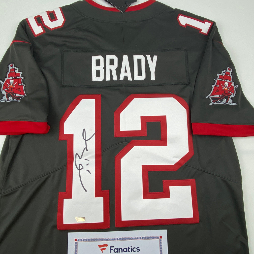 autographed-signed-tom-brady-tampa-bay-buccaneers-pewter-grey-authentic-nike-limited-football-jersey-fanatics-coa-loa