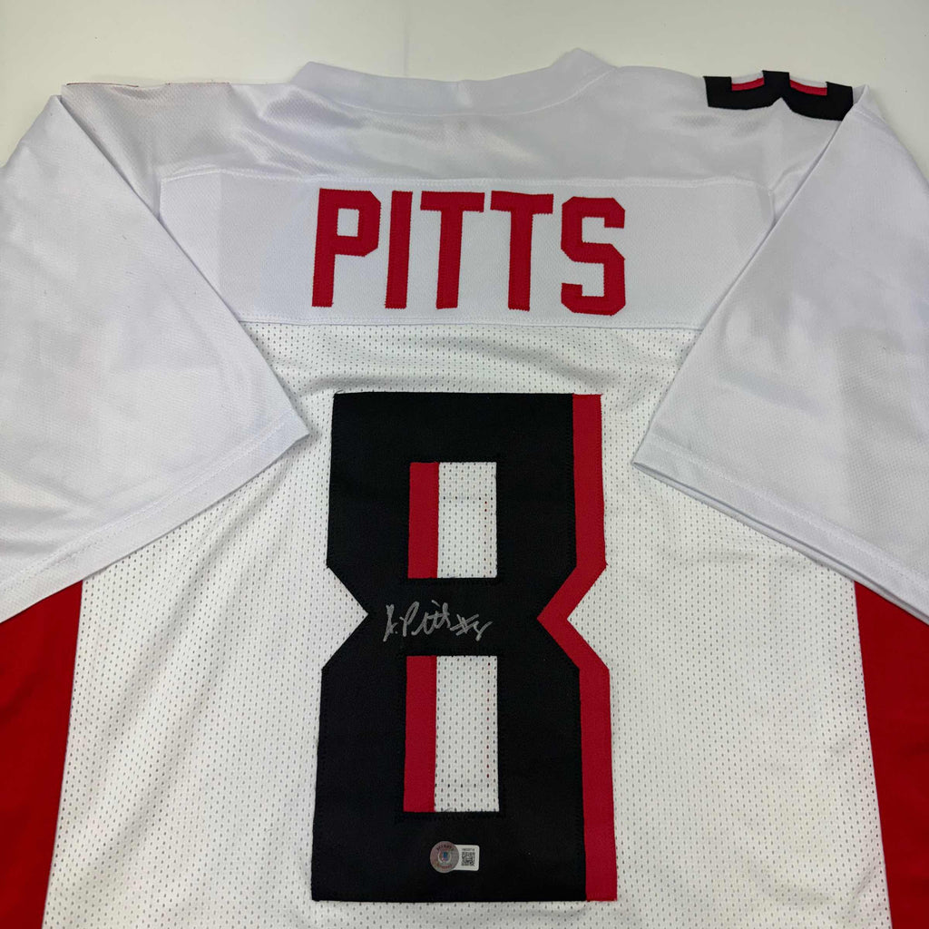 autographed-signed-kyle-pitts-atlanta-white-football-jersey-beckett-bas-coa
