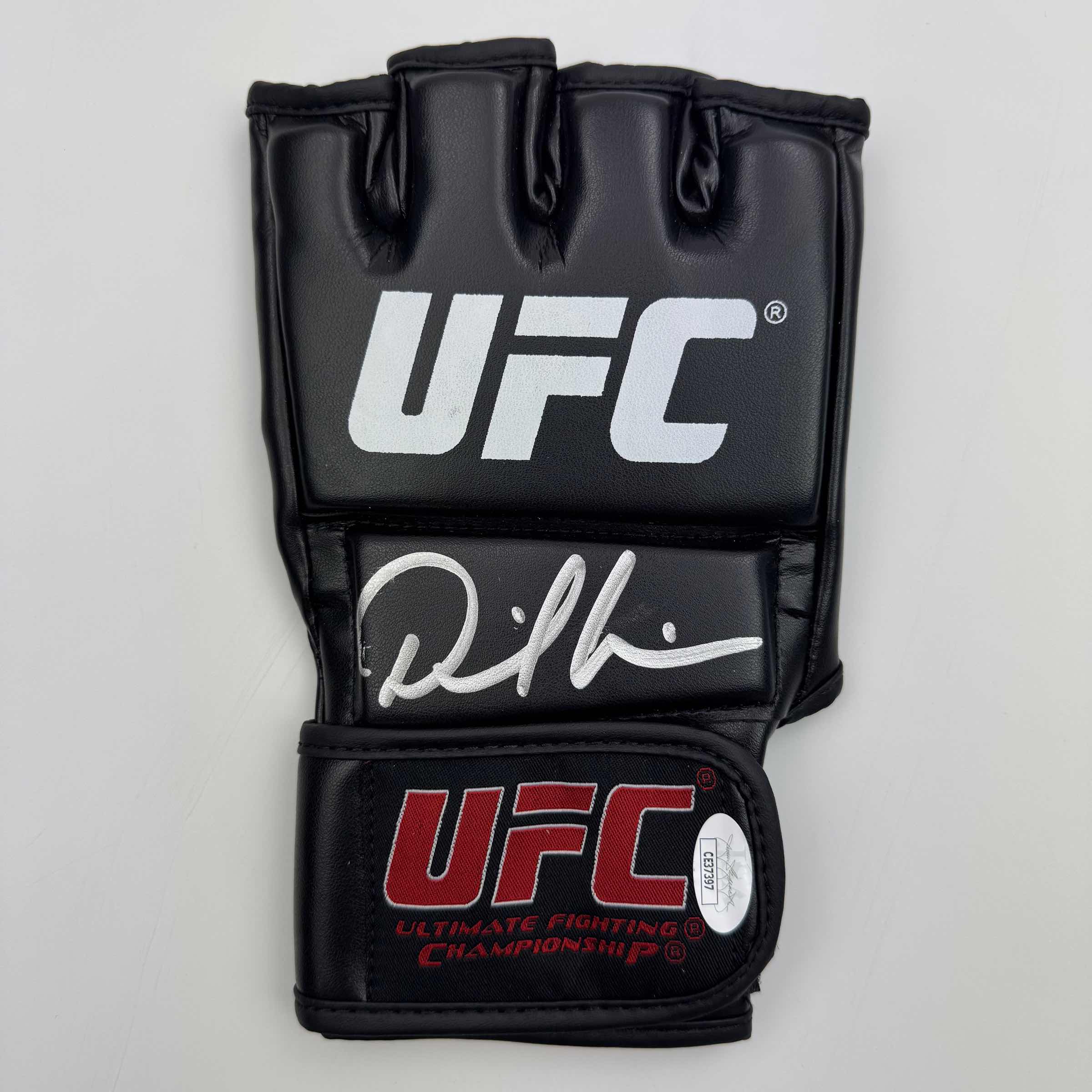 autographed-signed-daniel-cormier-ufc-mma-black-fighting-glove-jsa-coa-auto