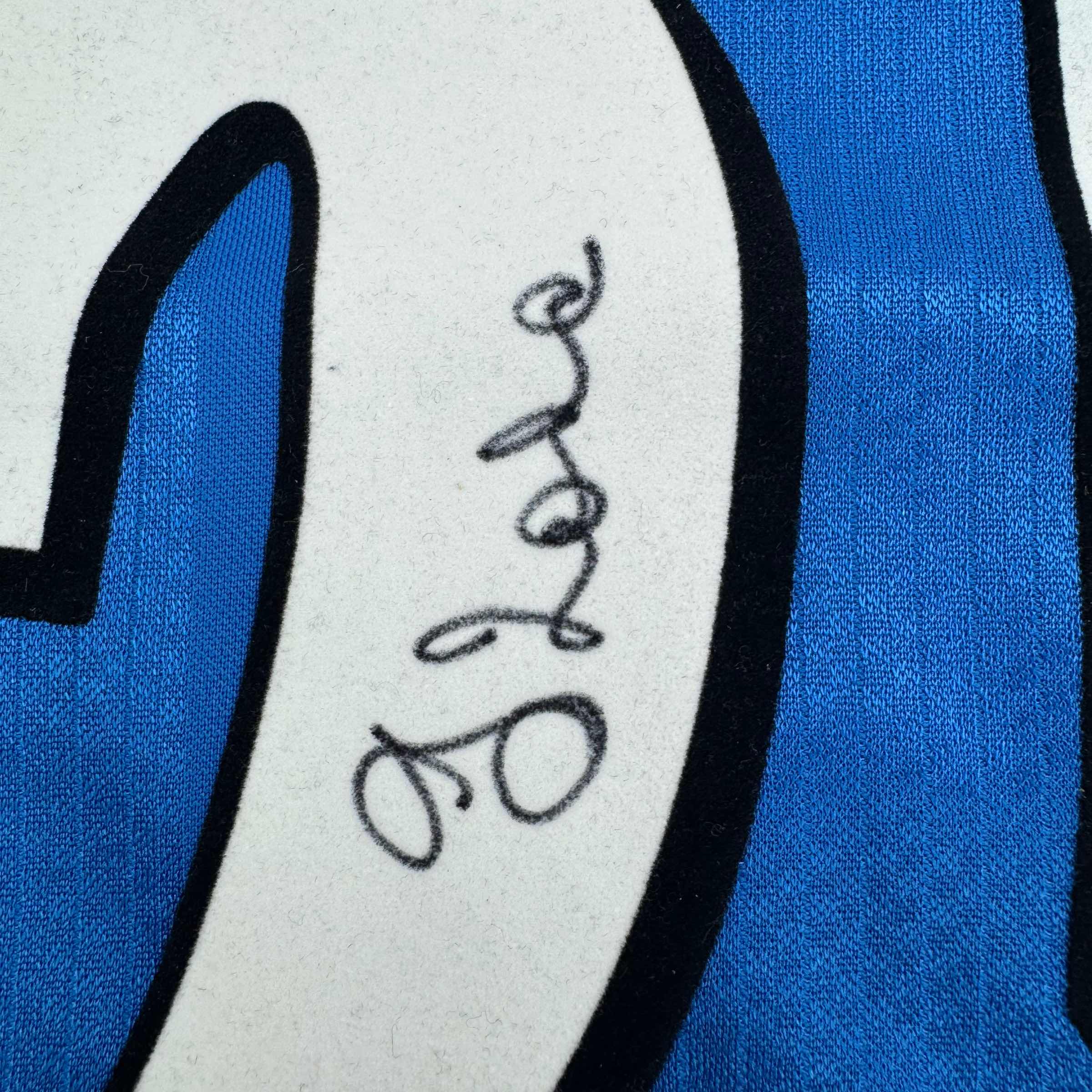 autographed-signed-gianfranco-zola-chelsea-fc-blue-soccer-futbol-jersey-beckett-bas-coa