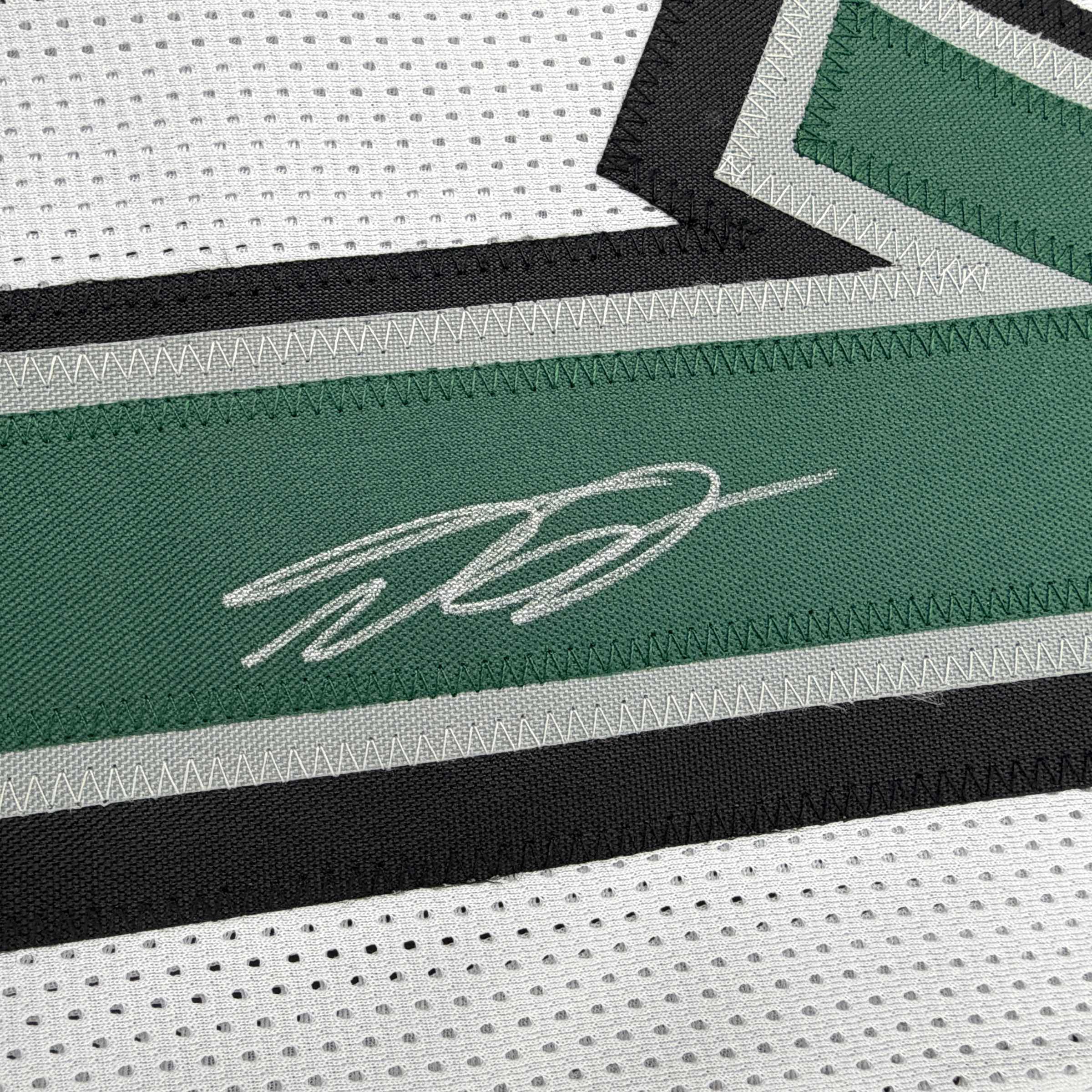 autographed-signed-desean-jackson-philadelphia-white-football-jersey-beckett-bas-coa
