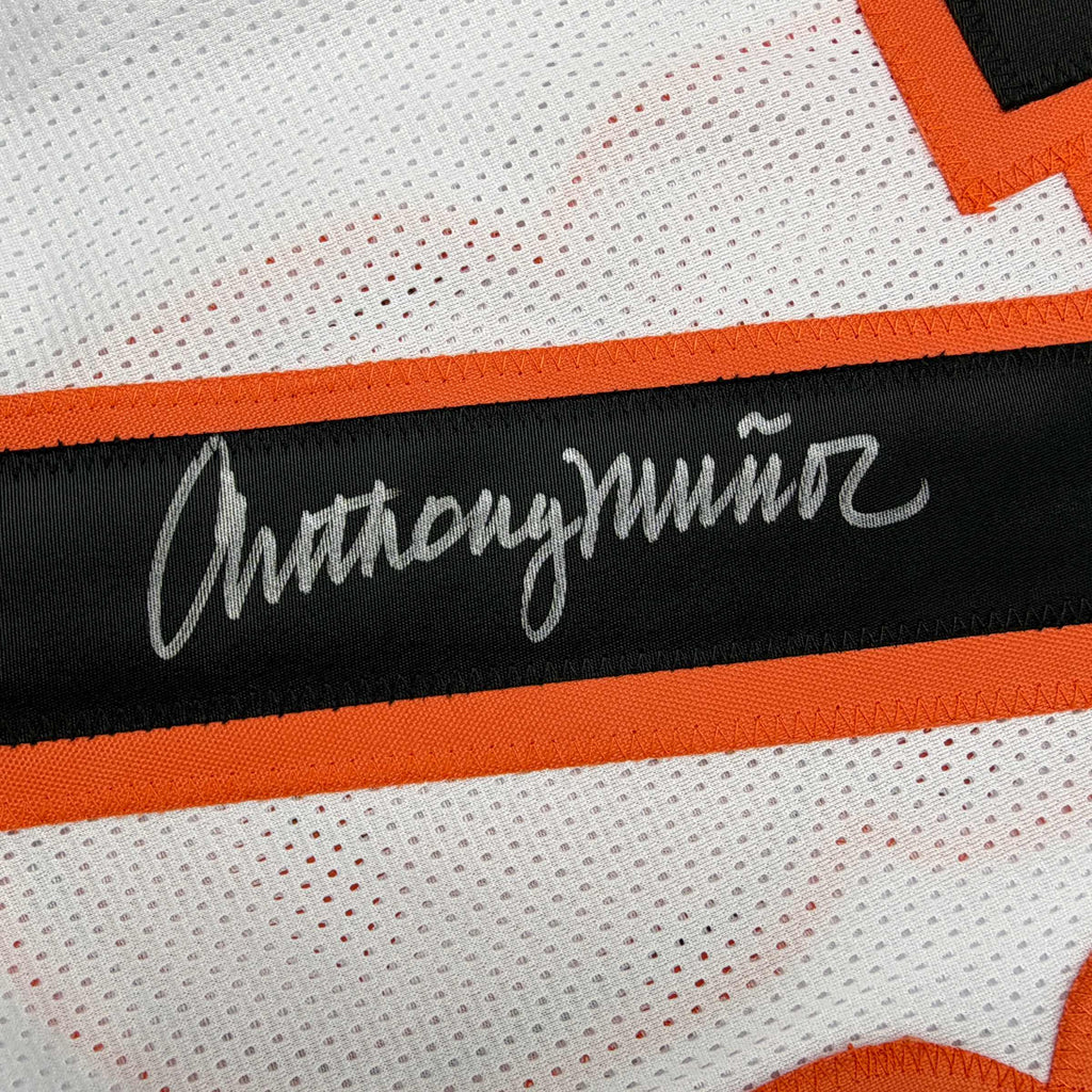 autographed-signed-anthony-munoz-cincinnati-white-football-jersey-beckett-bas-coa