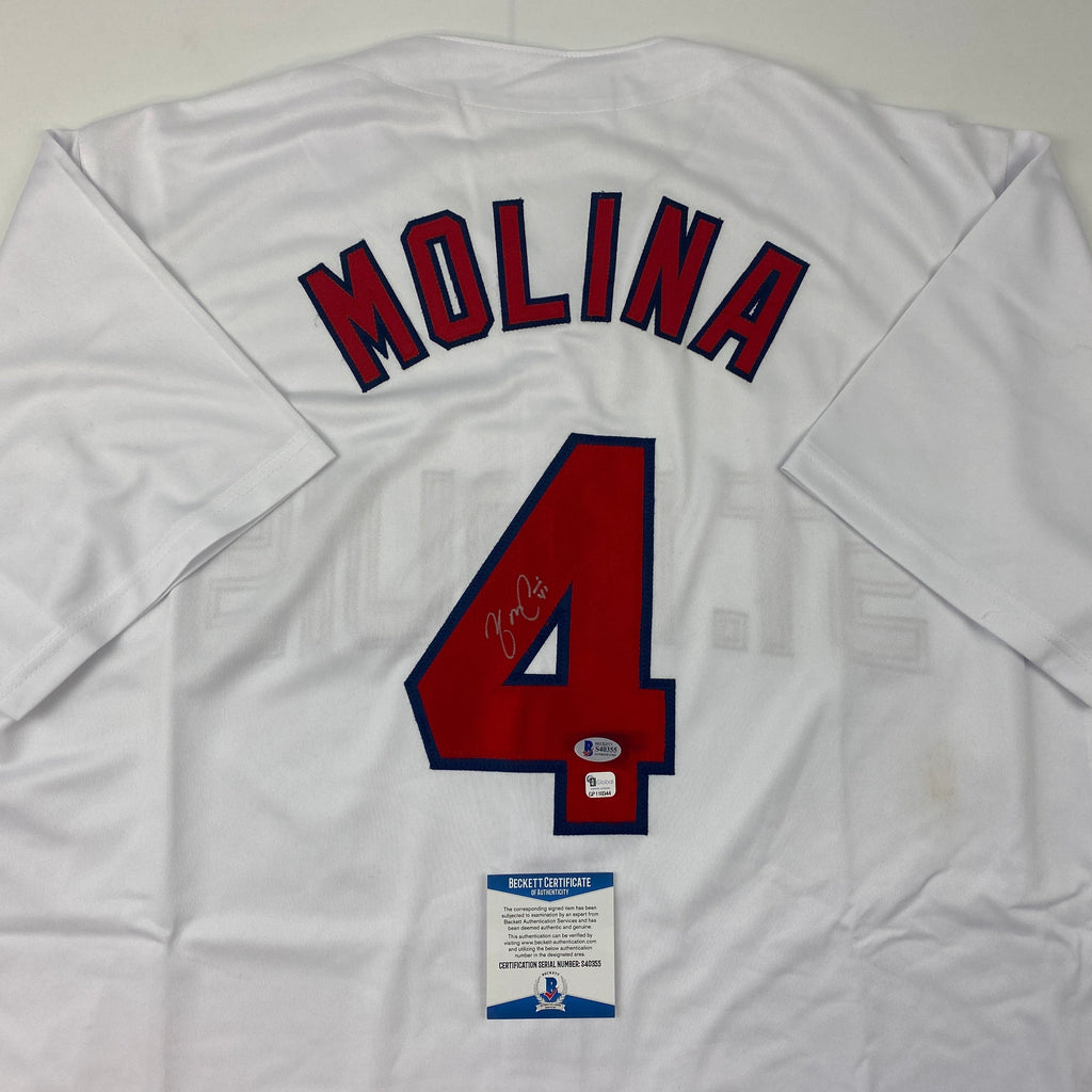 autographed-signed-yadier-molina-st-louis-white-baseball-jersey-beckett-bas-coa
