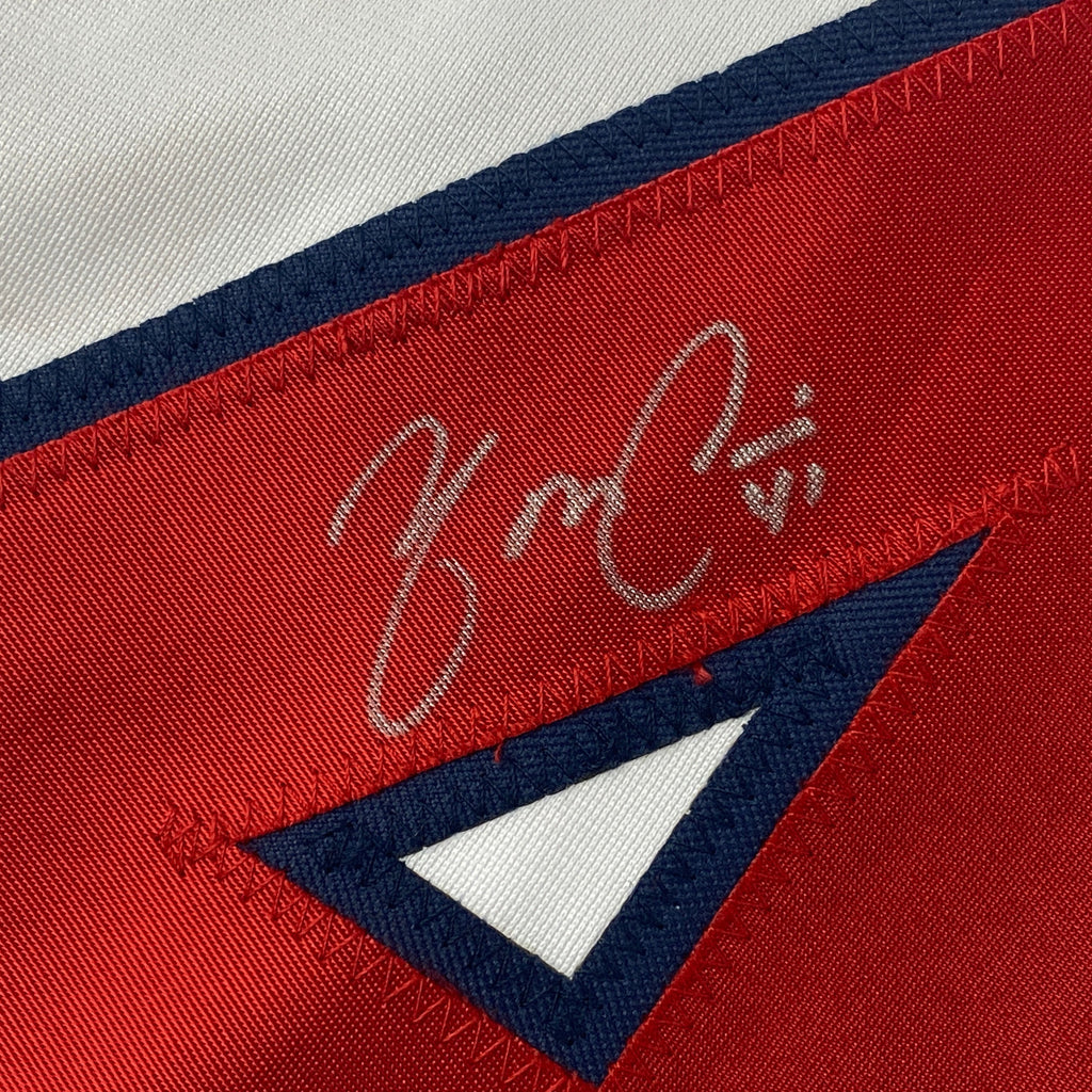 autographed-signed-yadier-molina-st-louis-white-baseball-jersey-beckett-bas-coa
