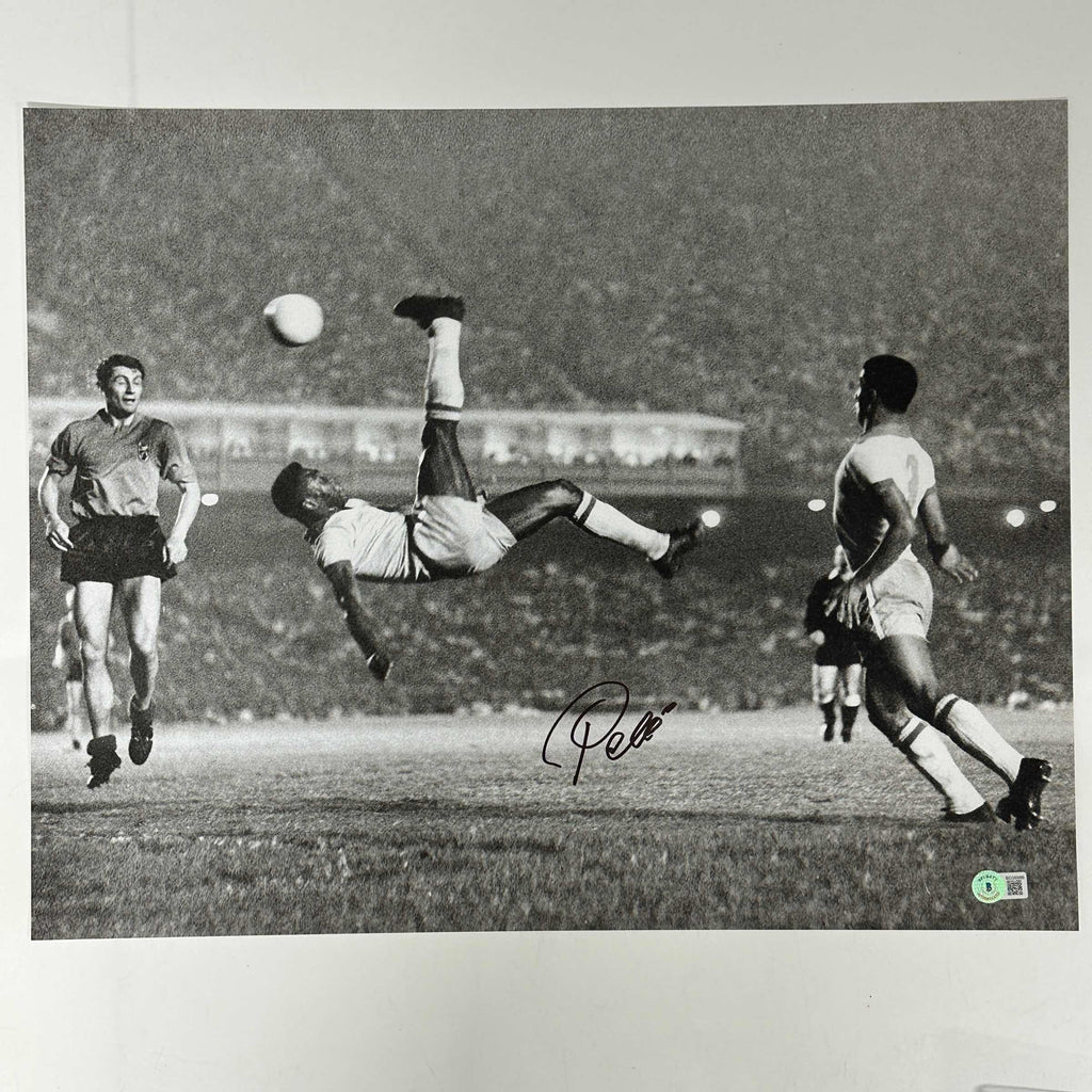 autographed-signed-pele-brazil-soccer-futbol-16x20-photo-bicycle-kick-beckett-bas-coa-auto