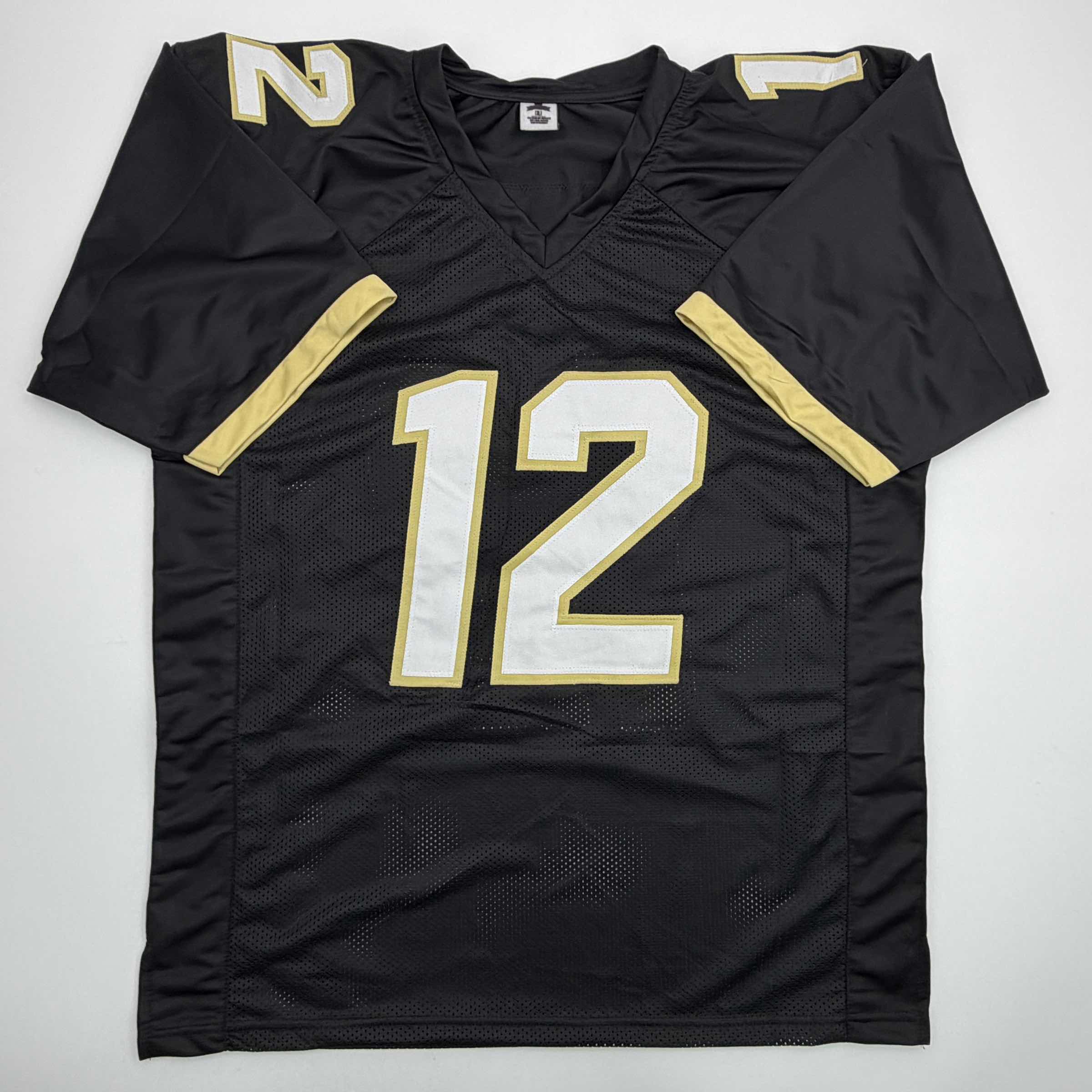 autographed-signed-travis-hunter-colorado-black-college-football-jersey-beckett-bas-coa