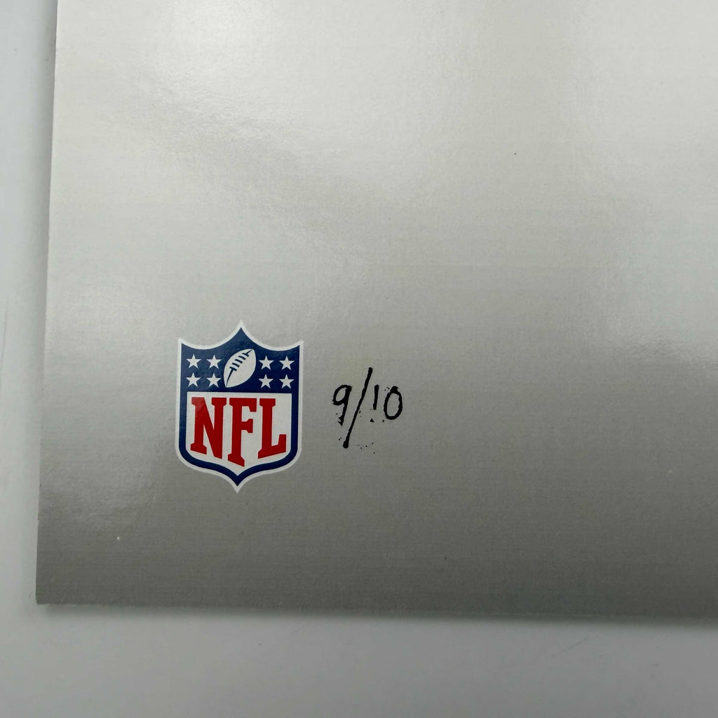 2025-panini-instant-impressions-nfl-treveyon-henderson-ii-13-18x24-hand-print-autographed-auto-10-new-england-patriots-rookie-rc-oversized-football-card