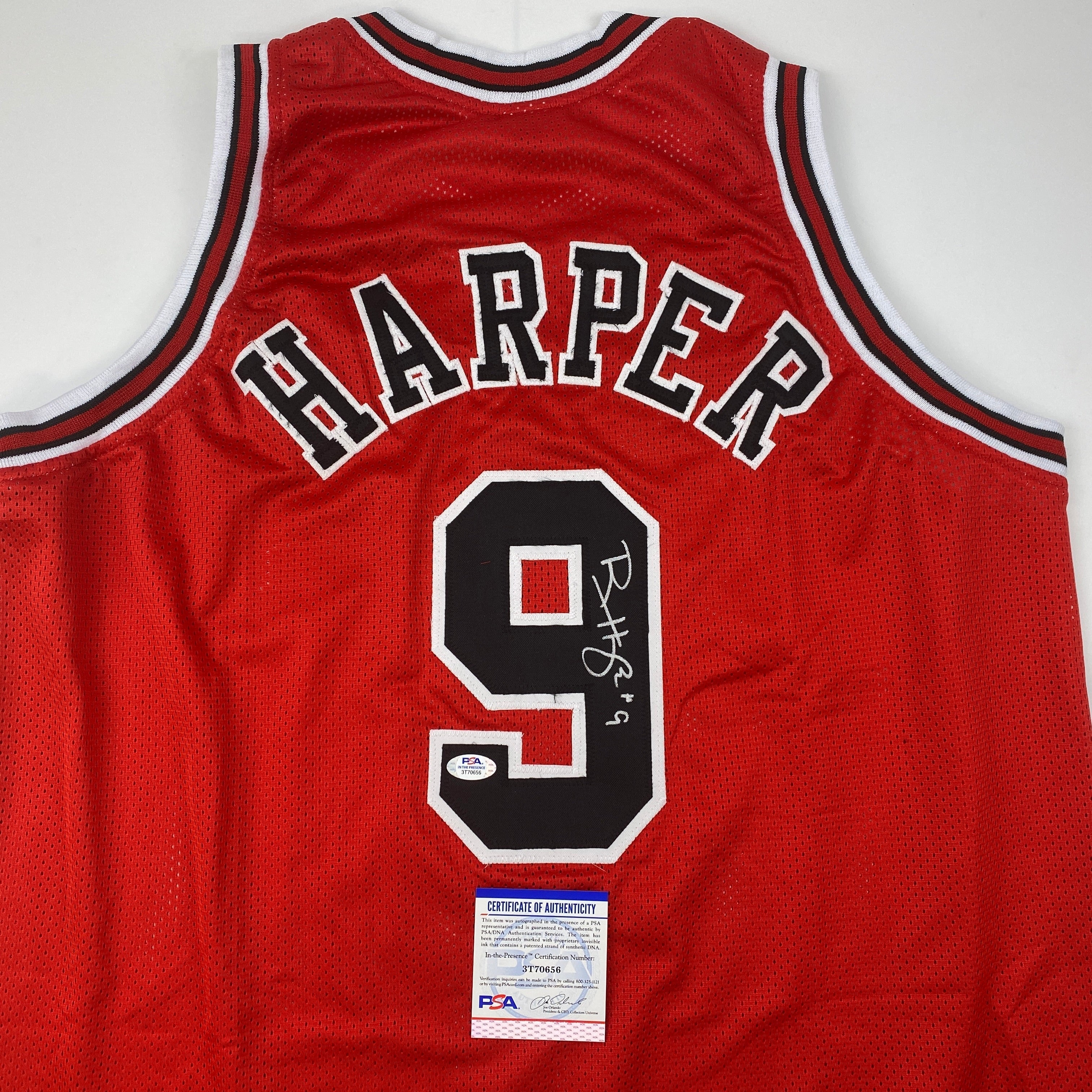 autographed-signed-ron-harper-chicago-red-basketball-jersey-psa-dna-coa