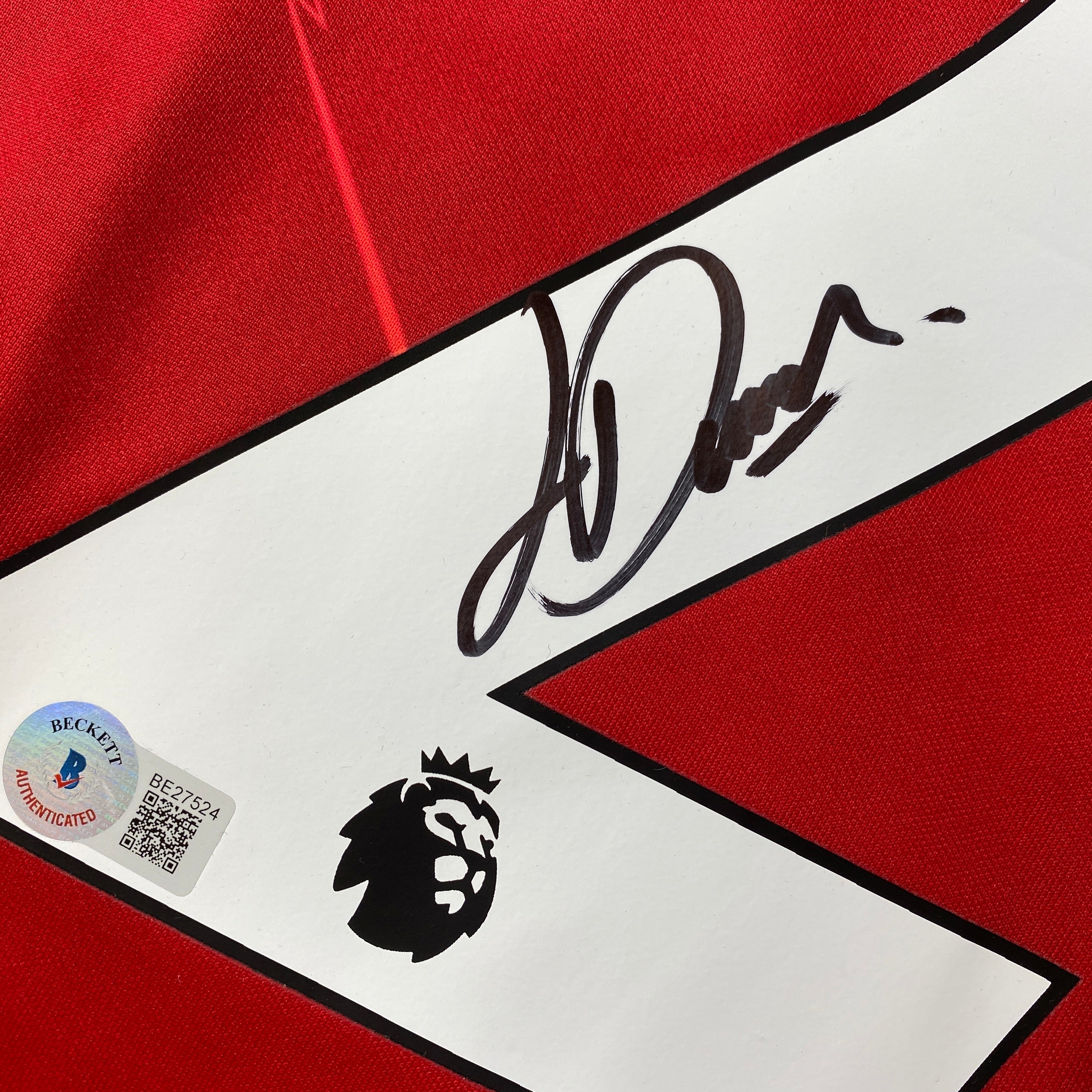 autographed-signed-luis-diaz-liverpool-red-soccer-jersey-beckett-bas-coa