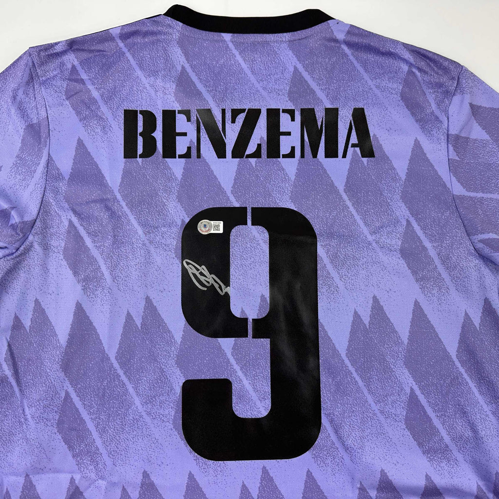 autographed-signed-karim-benzema-real-madrid-2022-23-purple-soccer-jersey-beckett-bas-coa