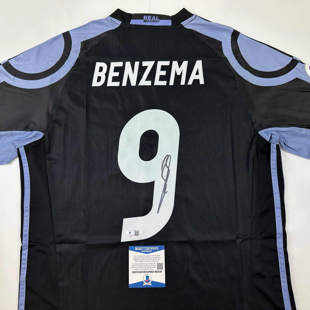 autographed-signed-karim-benzema-real-madrid-2016-17-black-soccer-jersey-beckett-bas-coa