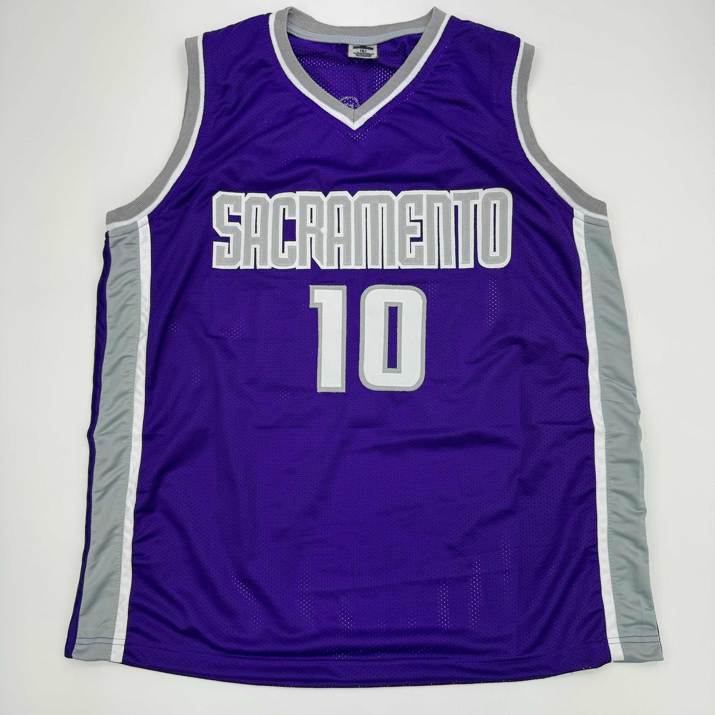 autographed-signed-domantas-sabonis-sacramento-purple-basketball-jersey-beckett-bas-coa