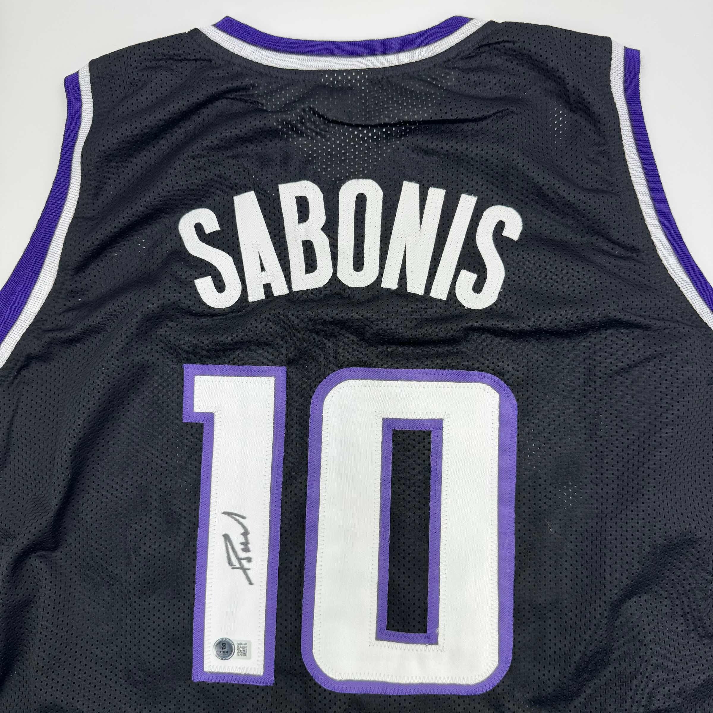 autographed-signed-domantas-sabonis-sacramento-black-basketball-jersey-beckett-bas-coa