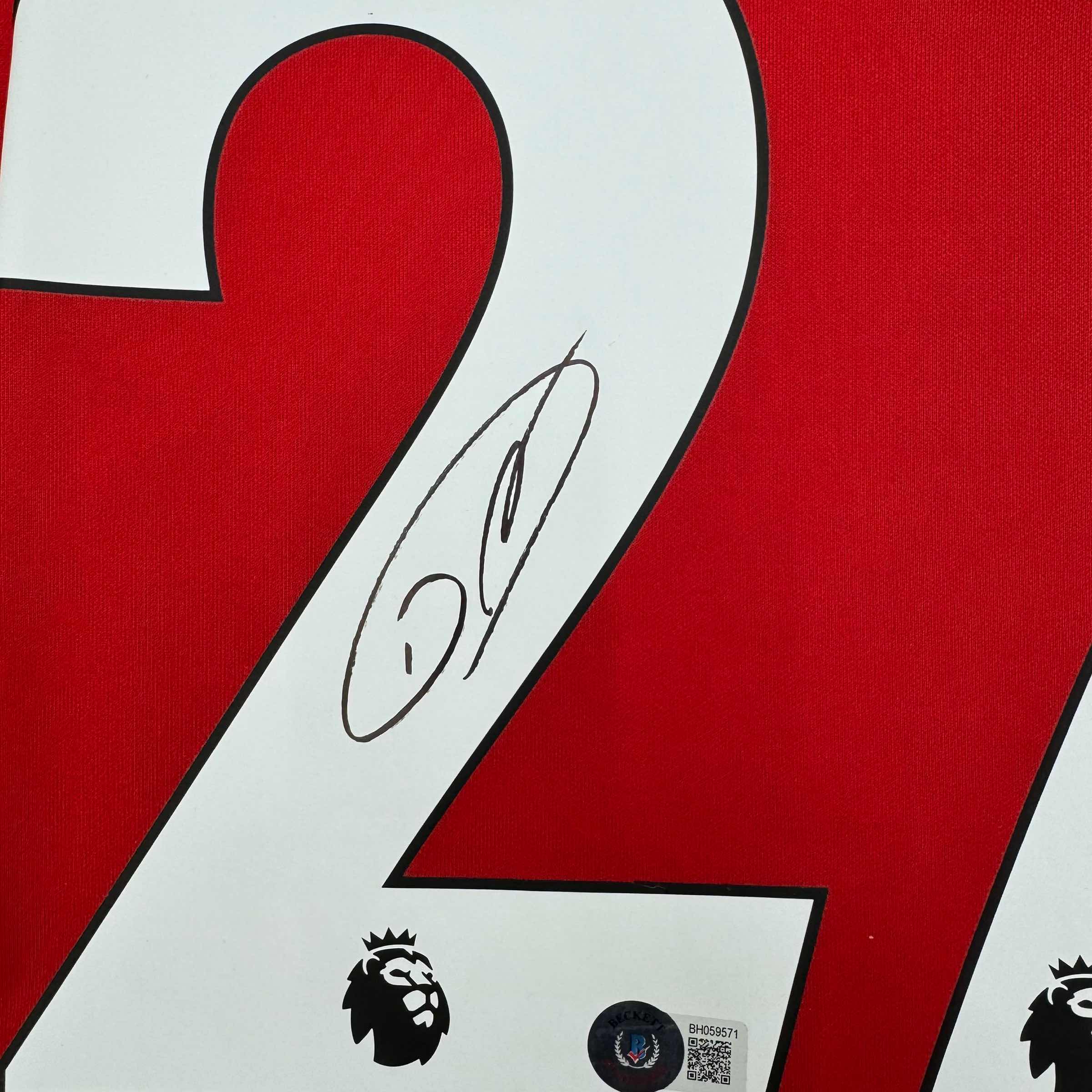 autographed-signed-darwin-nunez-liverpool-red-soccer-jersey-beckett-bas-coa-2