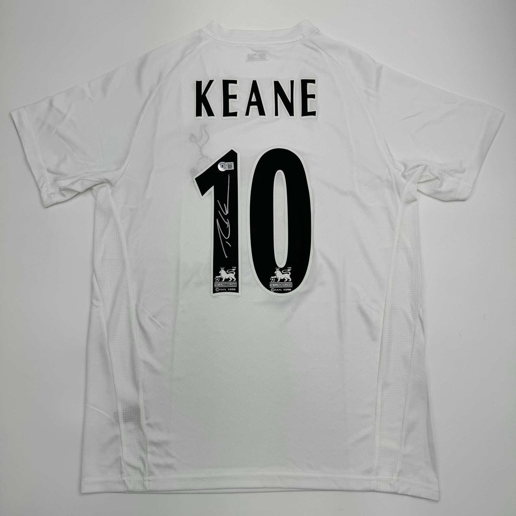 autographed-signed-robbie-keane-tottenham-white-soccer-jersey-beckett-bas-coa
