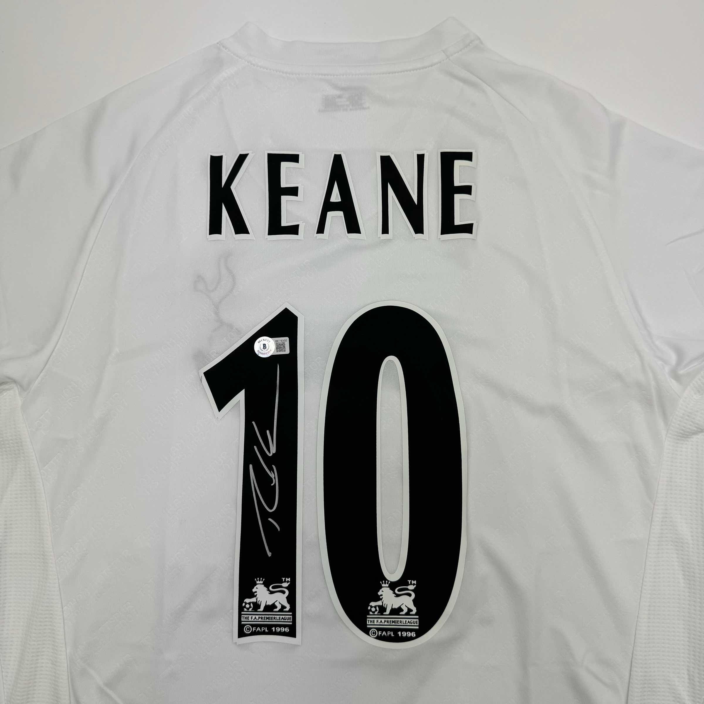 autographed-signed-robbie-keane-tottenham-white-soccer-jersey-beckett-bas-coa