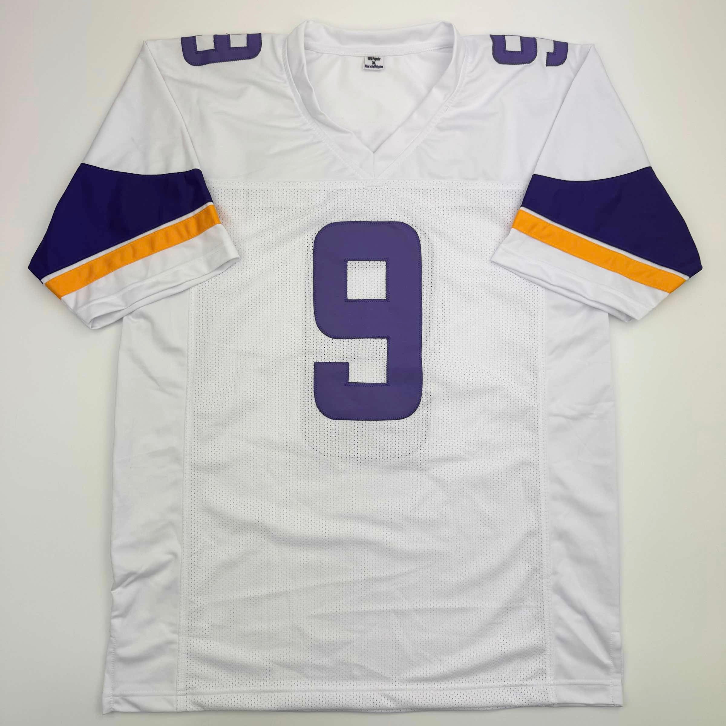 autographed-signed-j-j-jj-mccarthy-minnesota-white-football-jersey-beckett-bas-coa