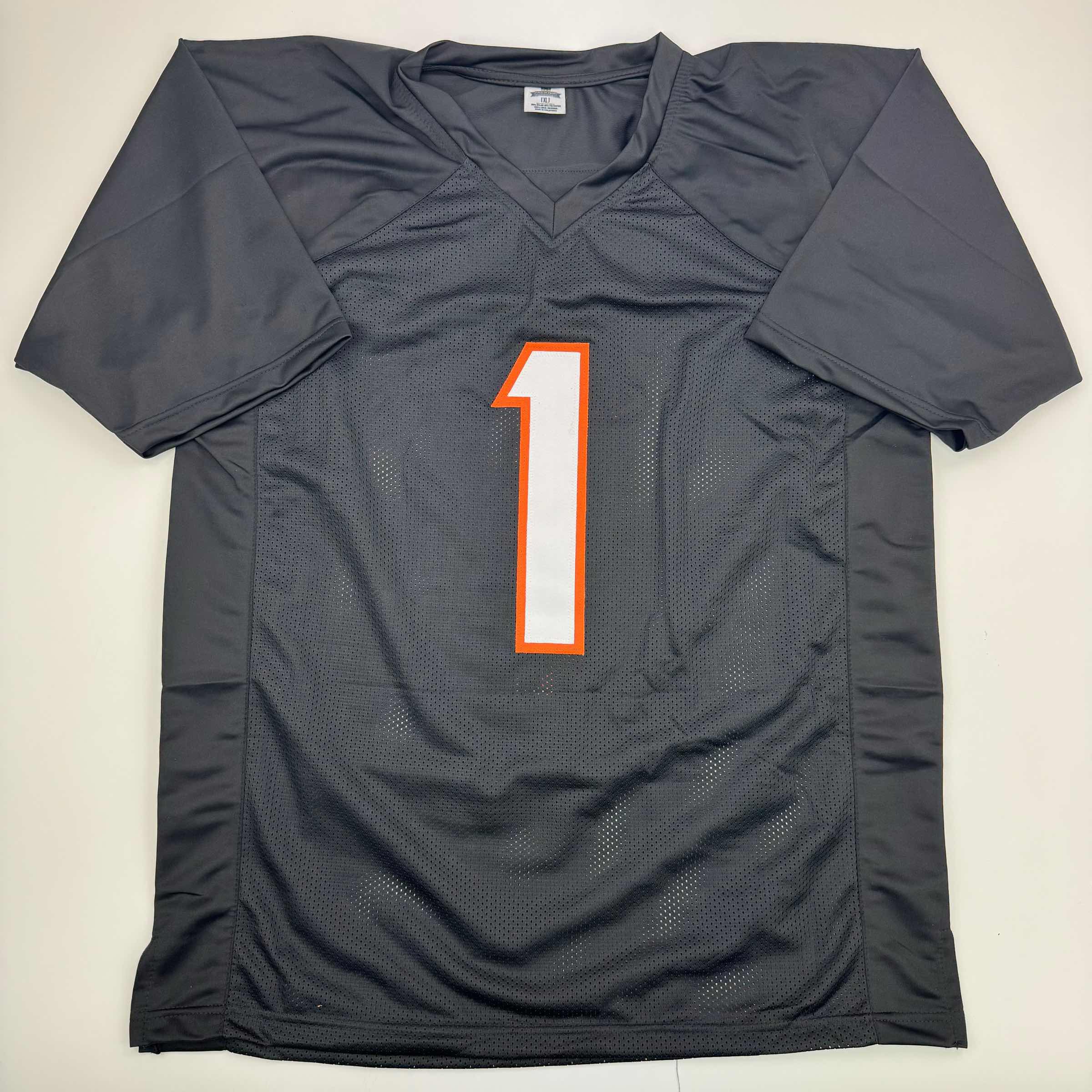autographed-signed-jamarr-chase-cincinnati-black-football-jersey-jsa-coa