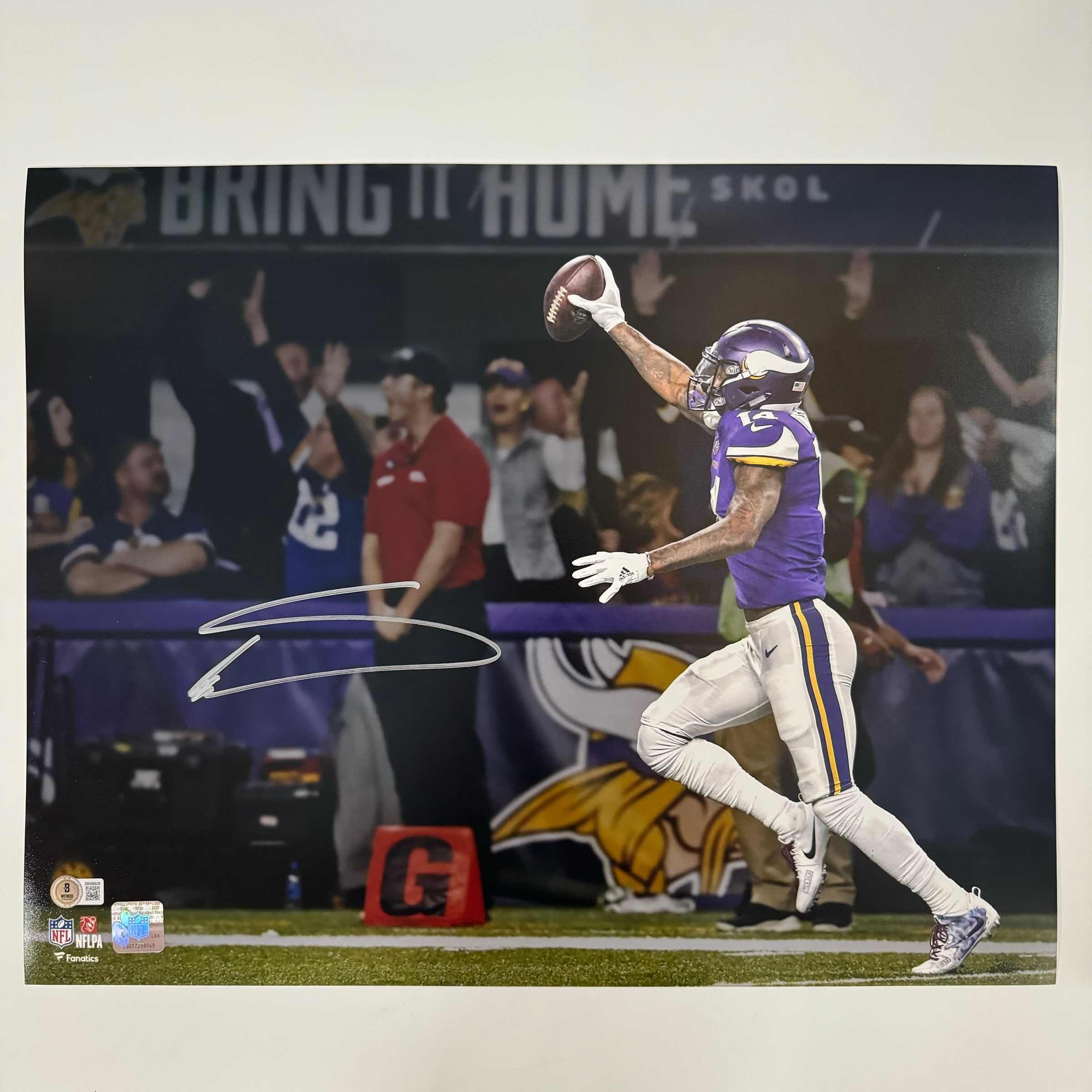 autographed-signed-stefon-diggs-minneapolis-miracle-minnesota-vikings-16x20-football-photo-beckett-bas-coa
