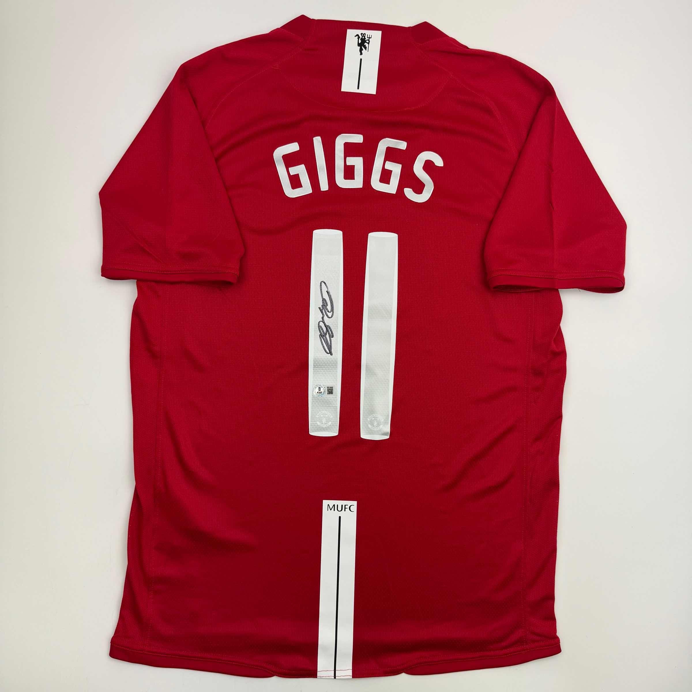 autographed-signed-ryan-giggs-manchester-united-red-soccer-jersey-beckett-bas-coa-2
