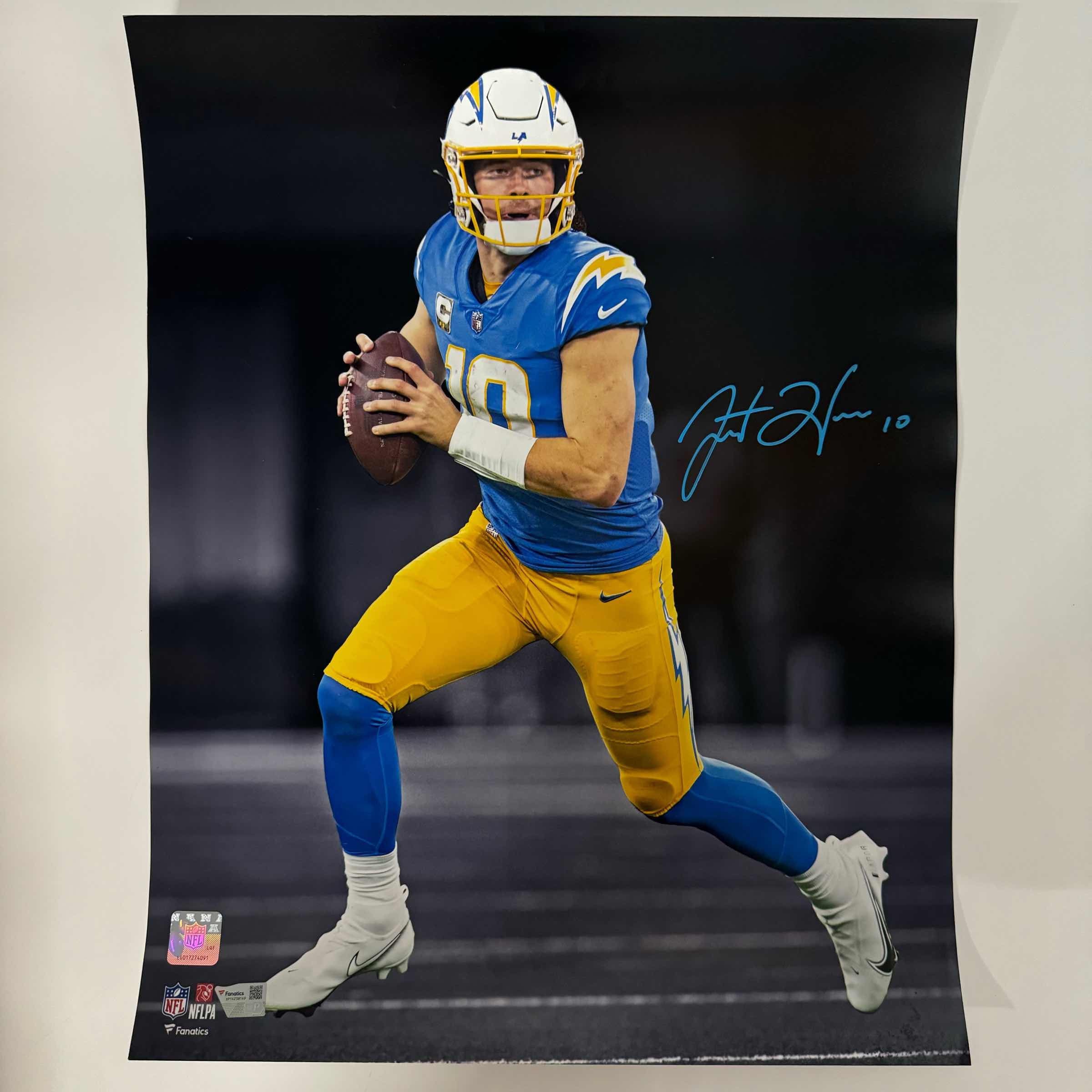 autographed-signed-justin-herbert-los-angeles-chargers-16x20-football-photo-fanatics-coa