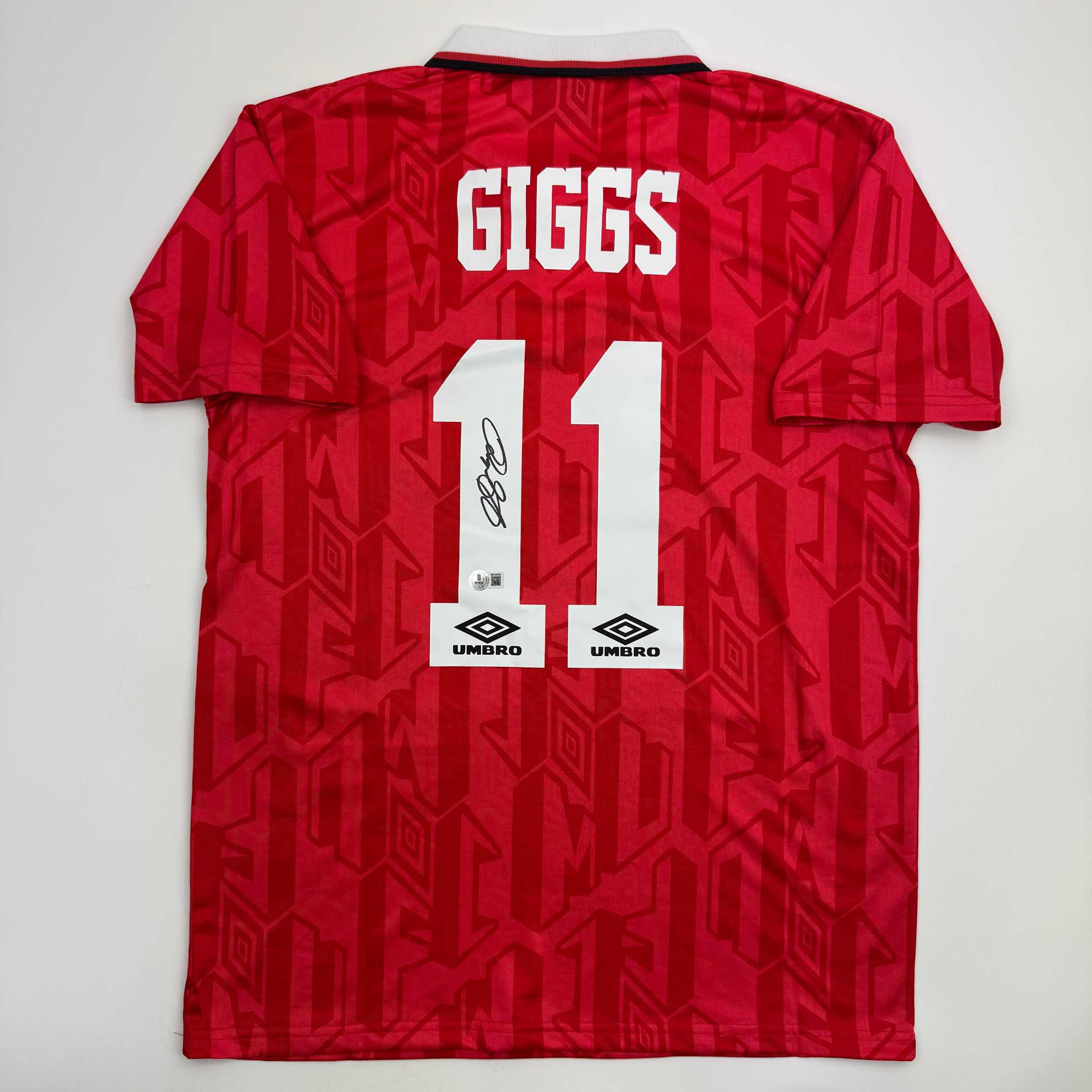 autographed-signed-ryan-giggs-manchester-united-red-soccer-jersey-beckett-bas-coa-1