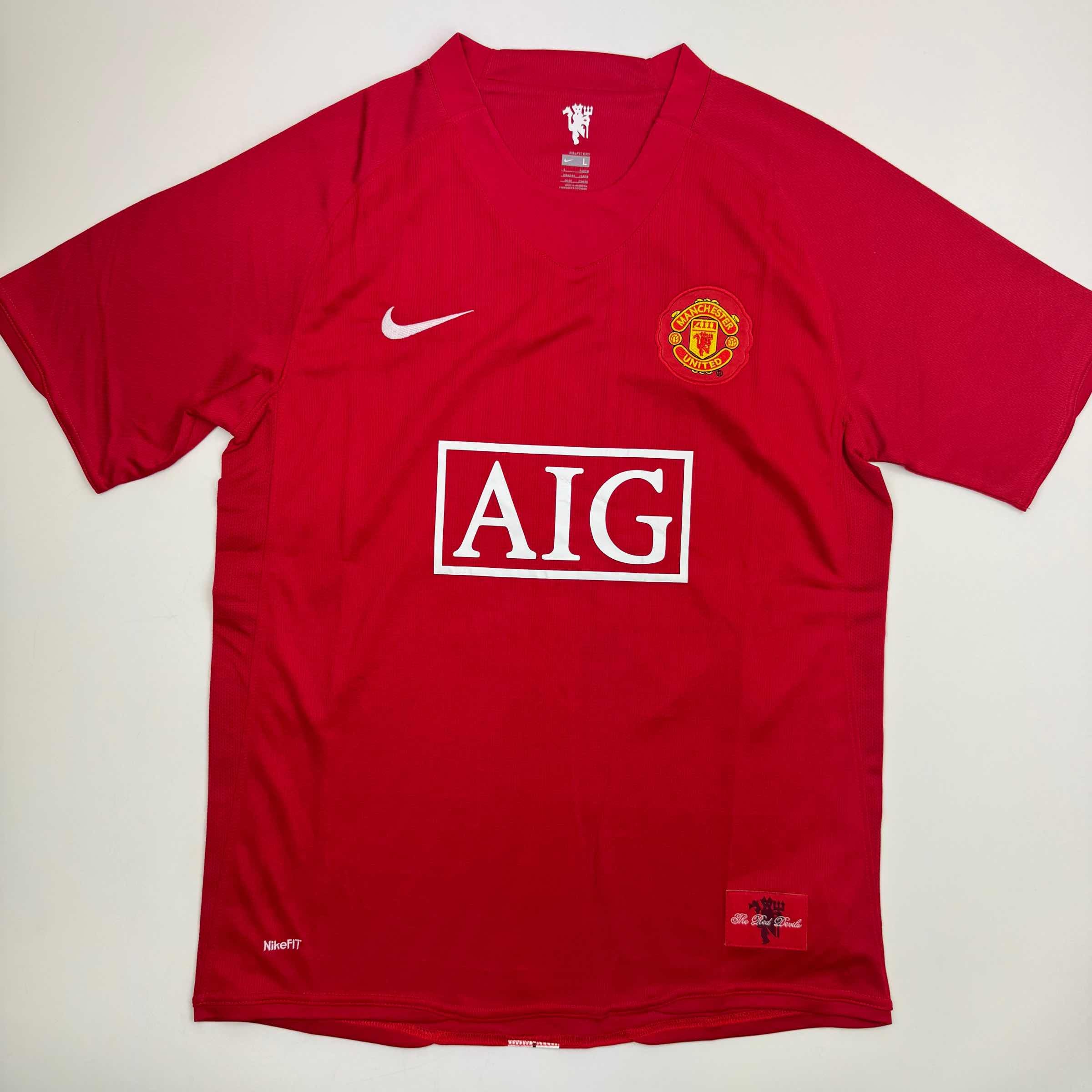 autographed-signed-paul-scholes-manchester-united-red-soccer-jersey-beckett-bas-coa