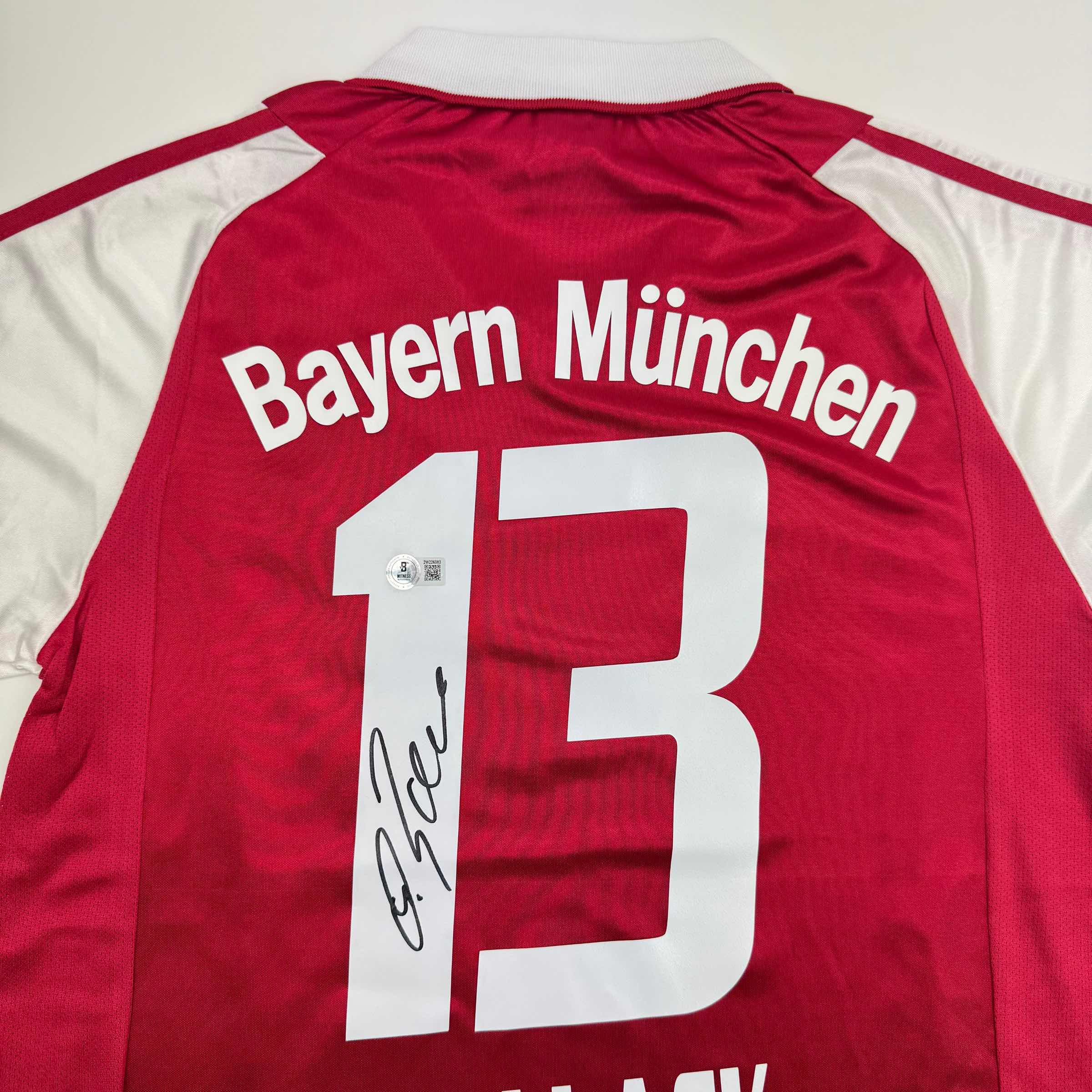 autographed-signed-michael-ballack-fc-bayern-munich-red-soccer-futbol-jersey-beckett-bas-coa