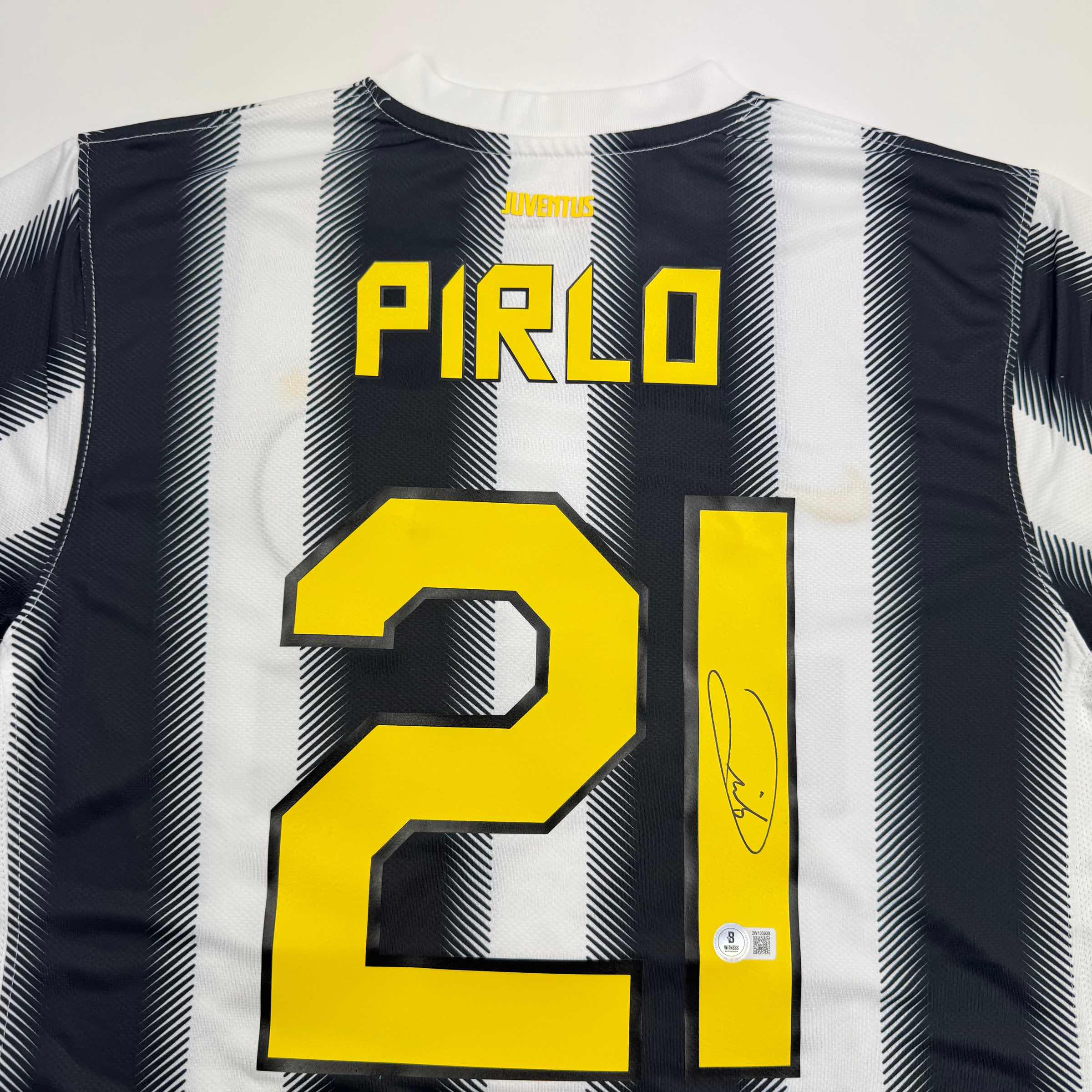 autographed-signed-andrea-pirlo-juventus-white-soccer-jersey-beckett-bas-coa