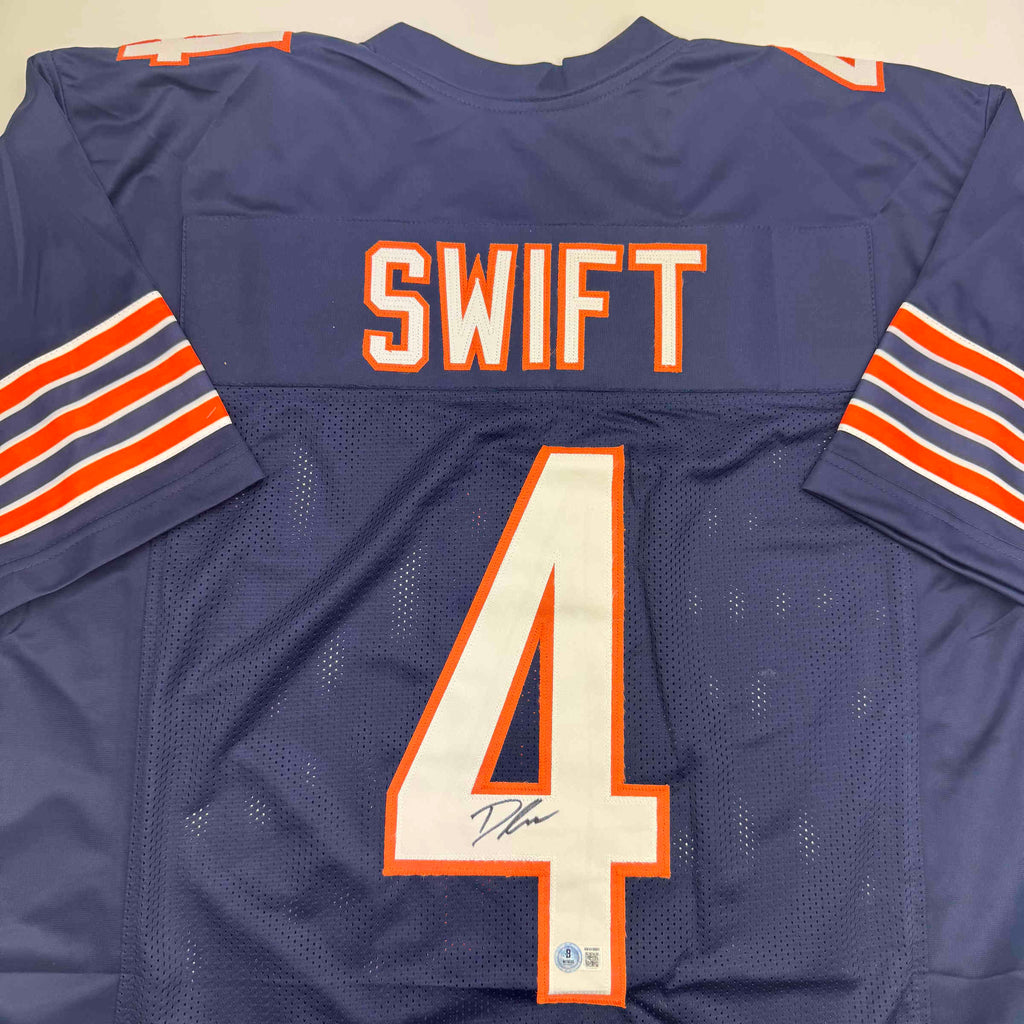 autographed-signed-dandre-swift-chicago-blue-football-jersey-beckett-bas-coa