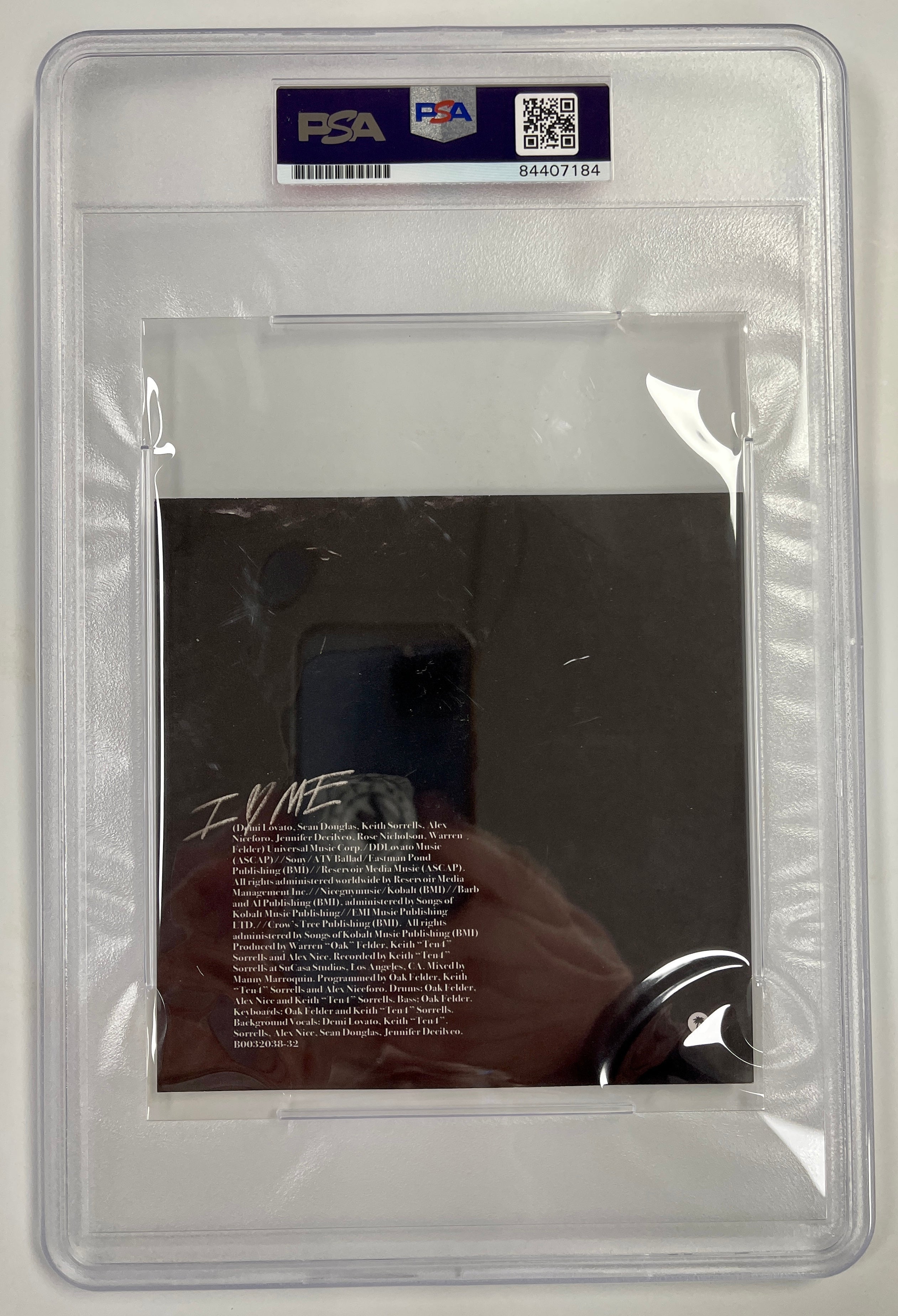 demi-lovato-signed-encapsulated-i-heart-me-cd-cover-with-psa-dna-coa