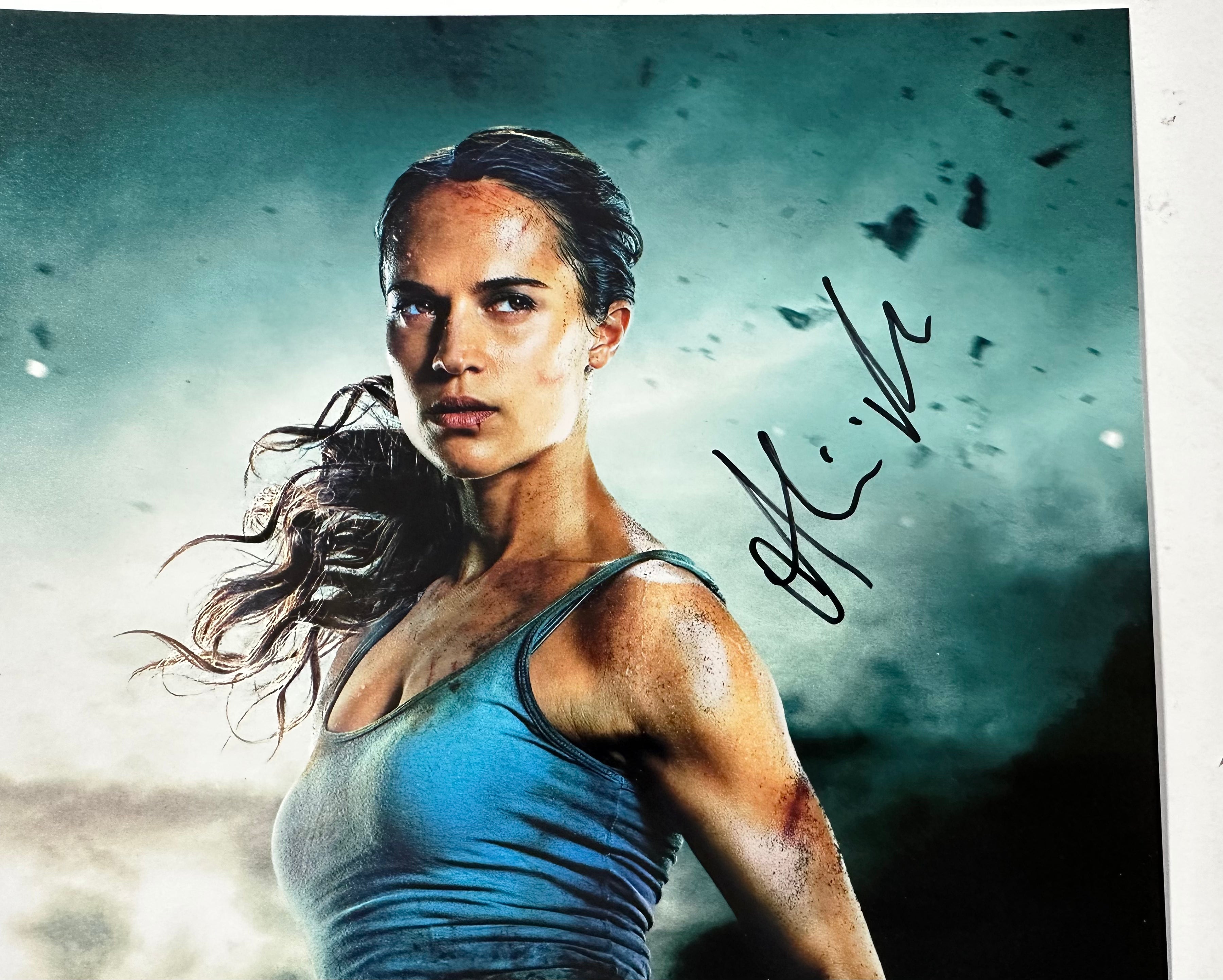 alicia-vikander-signed-lara-croft-2018-tomb-raider-11x14-photo-with-jsa-coa