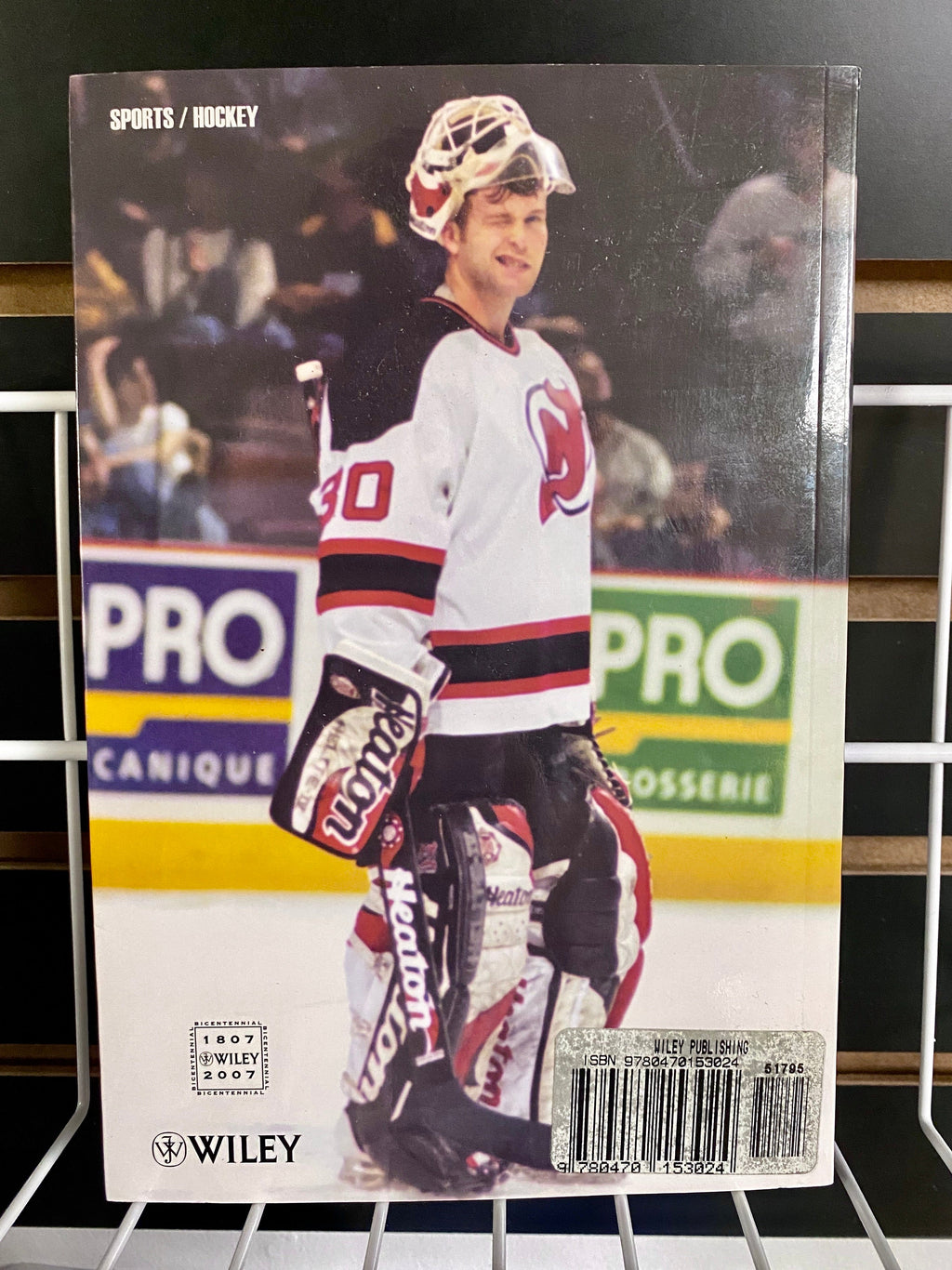 brodeur-beyond-the-crease-book-signed-by-martin-brodeur-with-psa-dna-coa-devils