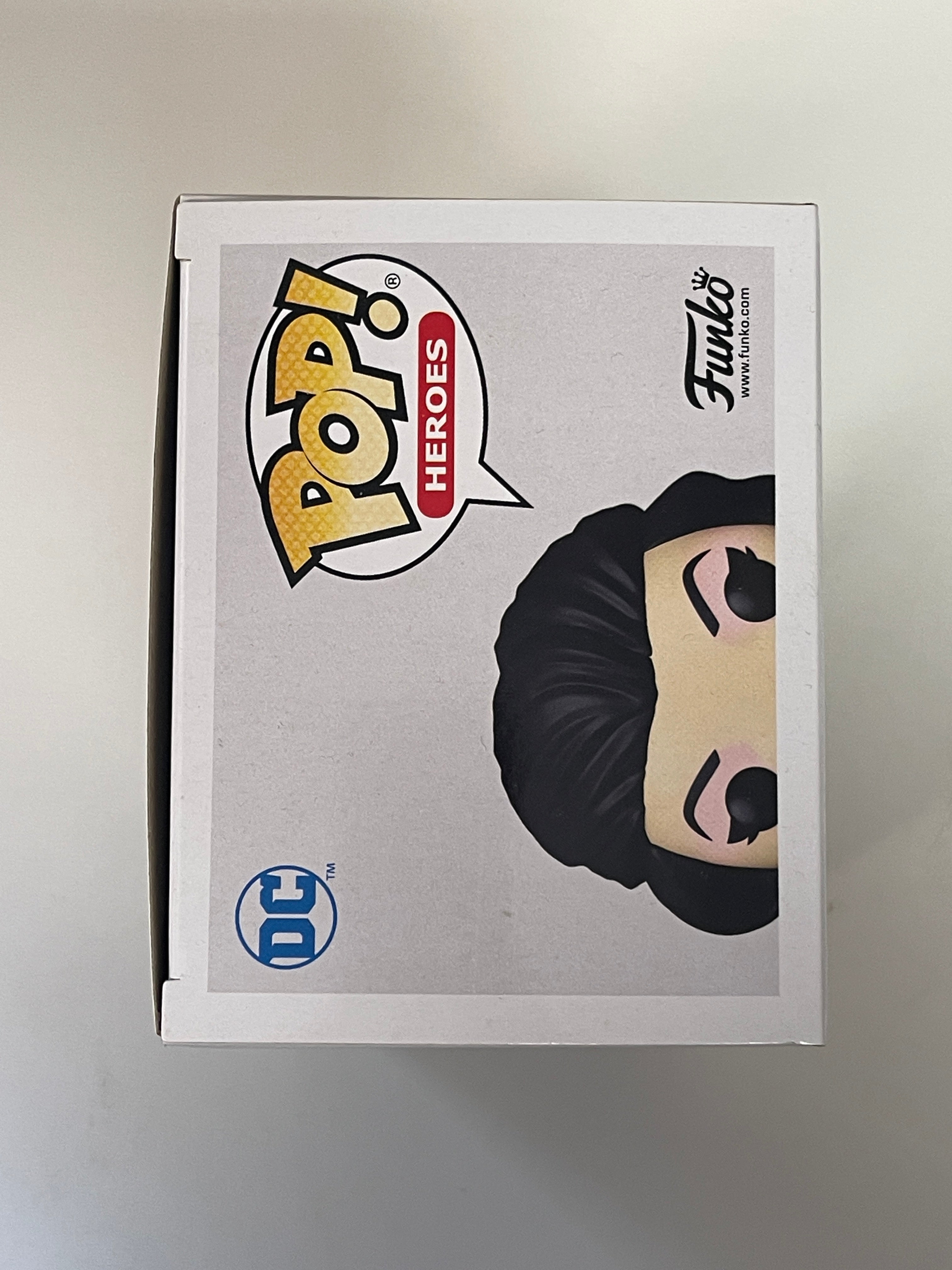 Funko Pop! DC Heroes Wonder Woman (Ultra Mod Super Agent) #382 WW 80th Anniversary