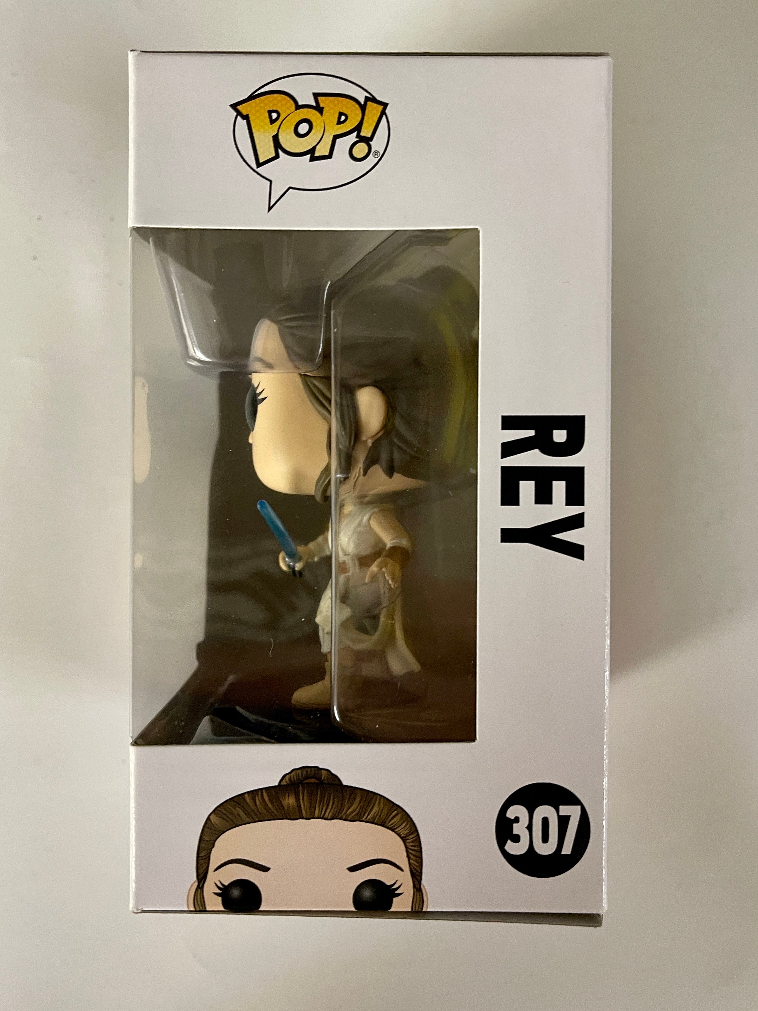 Funko Pop! Star Wars Rey With Lightsaber #307 Rise Of Skywalker 2019