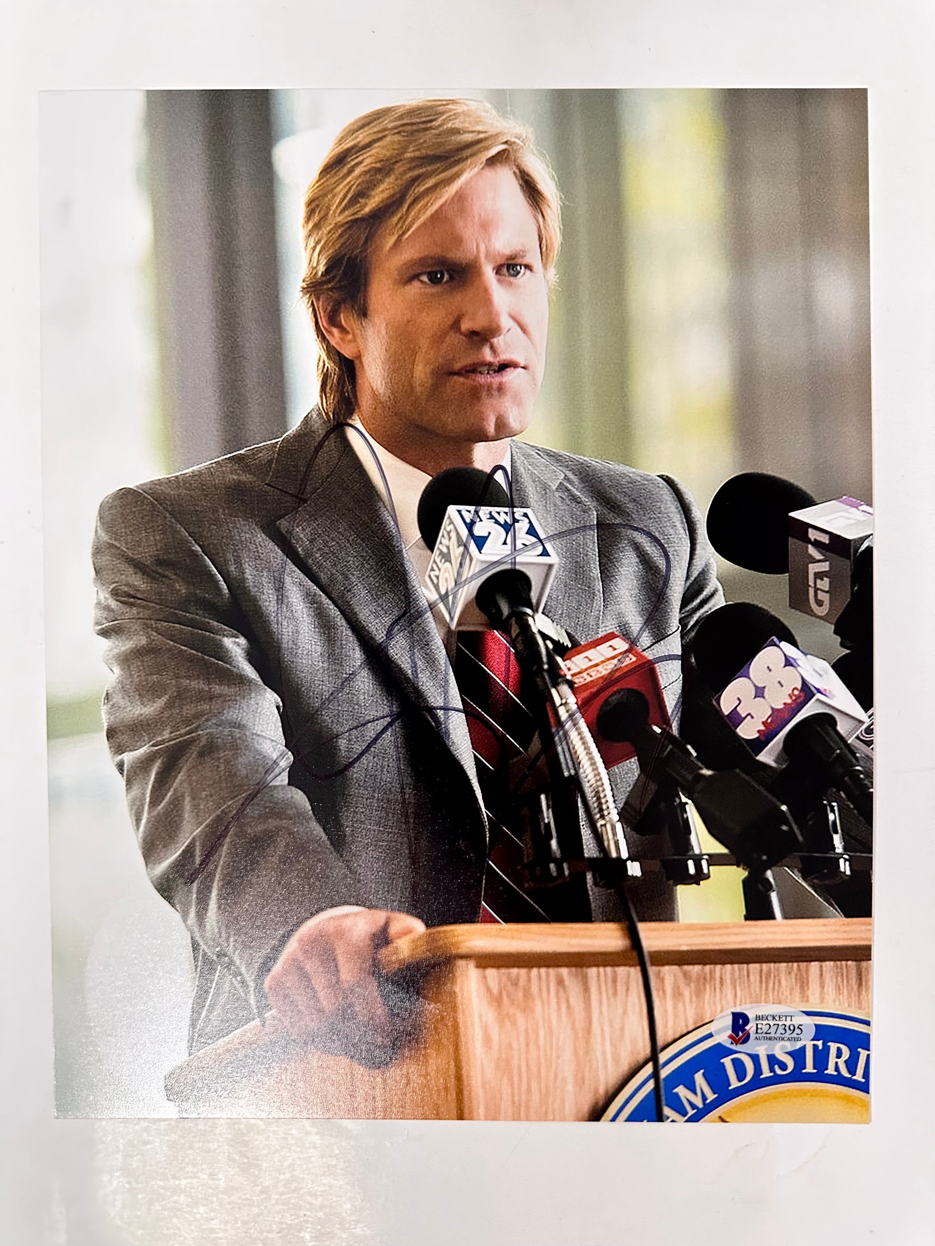 aaron-eckhart-signed-harvey-dent-two-face-8x10-dark-knight-photo-with-beckett-coa