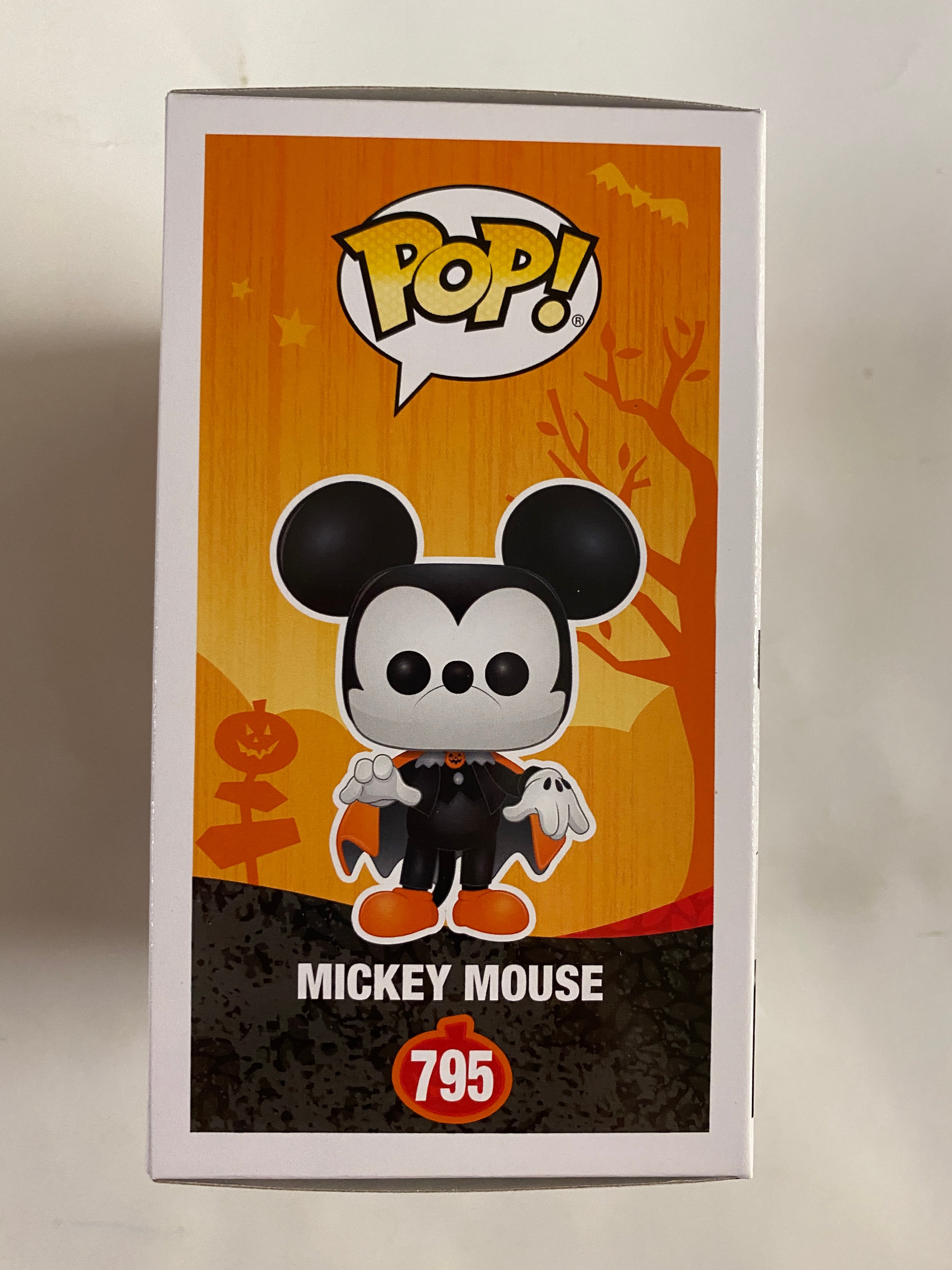 Funko Pop! Disney Halloween Spooky Vampire Count Mickey Mouse #795