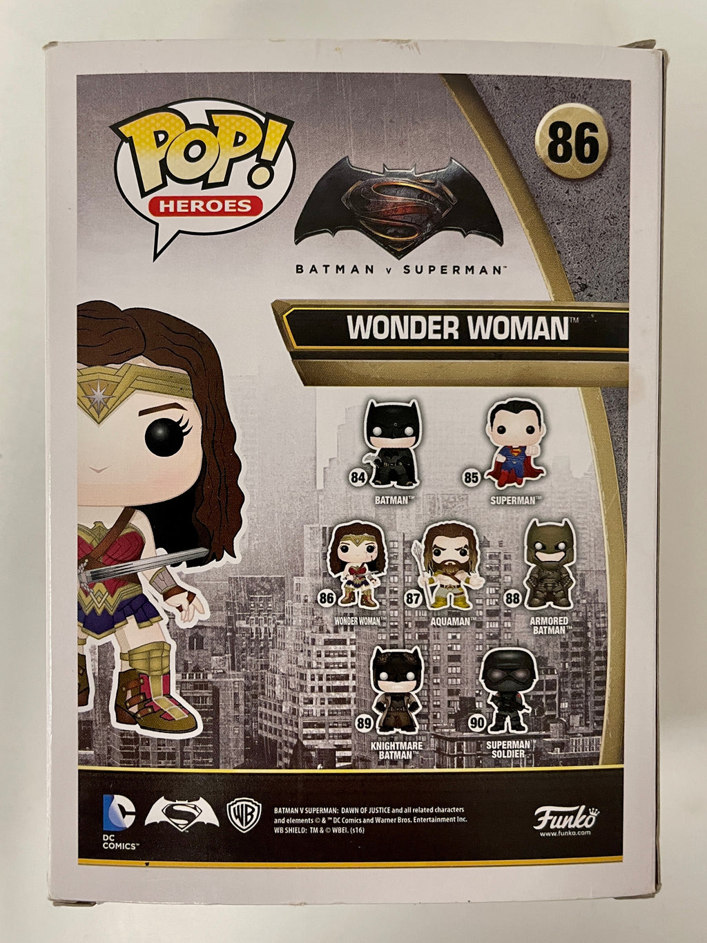 Funko Pop! DC Heroes Wonder Woman #86 Batman V Superman 2015 Vaulted Exclusive Box Dmg