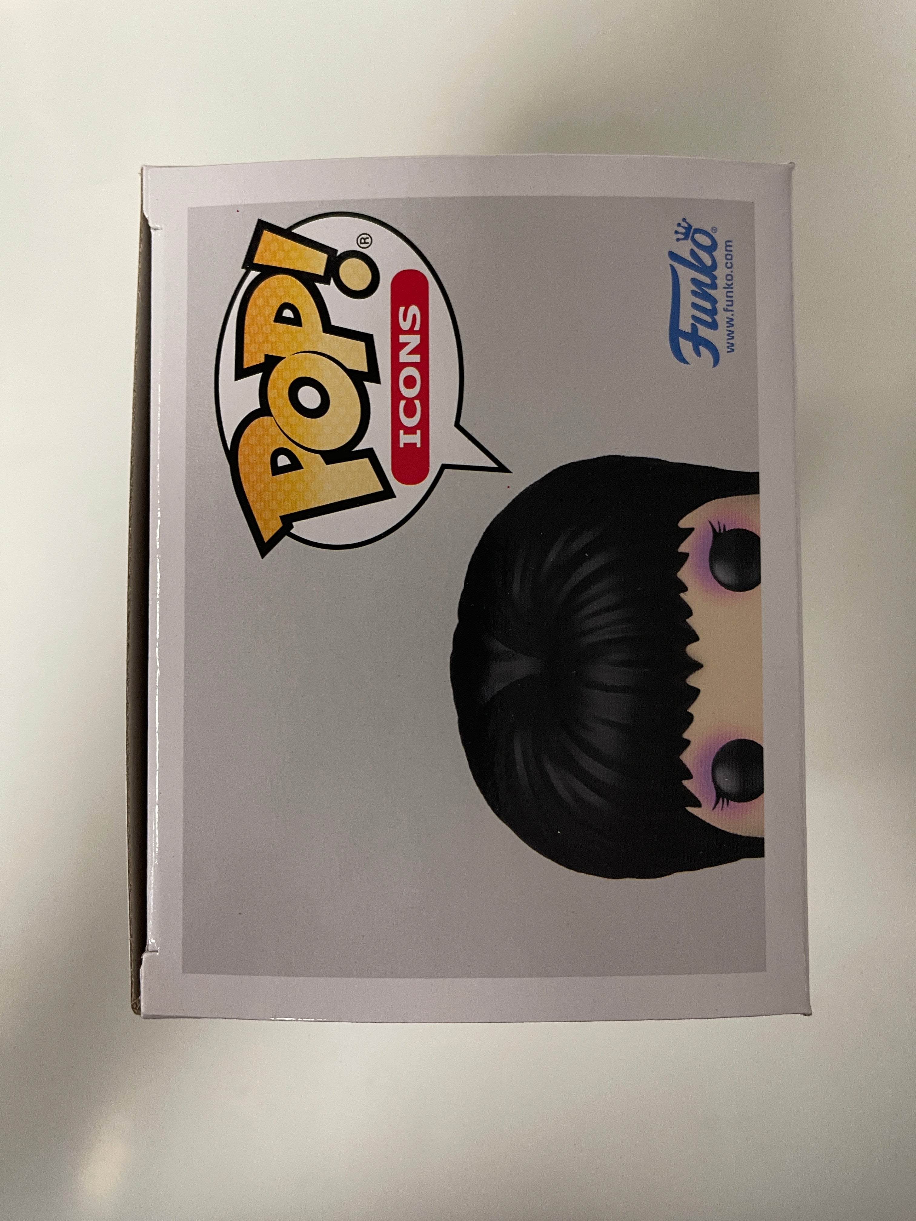 Funko Pop! Icons Elvira #68 Diamond Edition 40th Anniversary 2021
