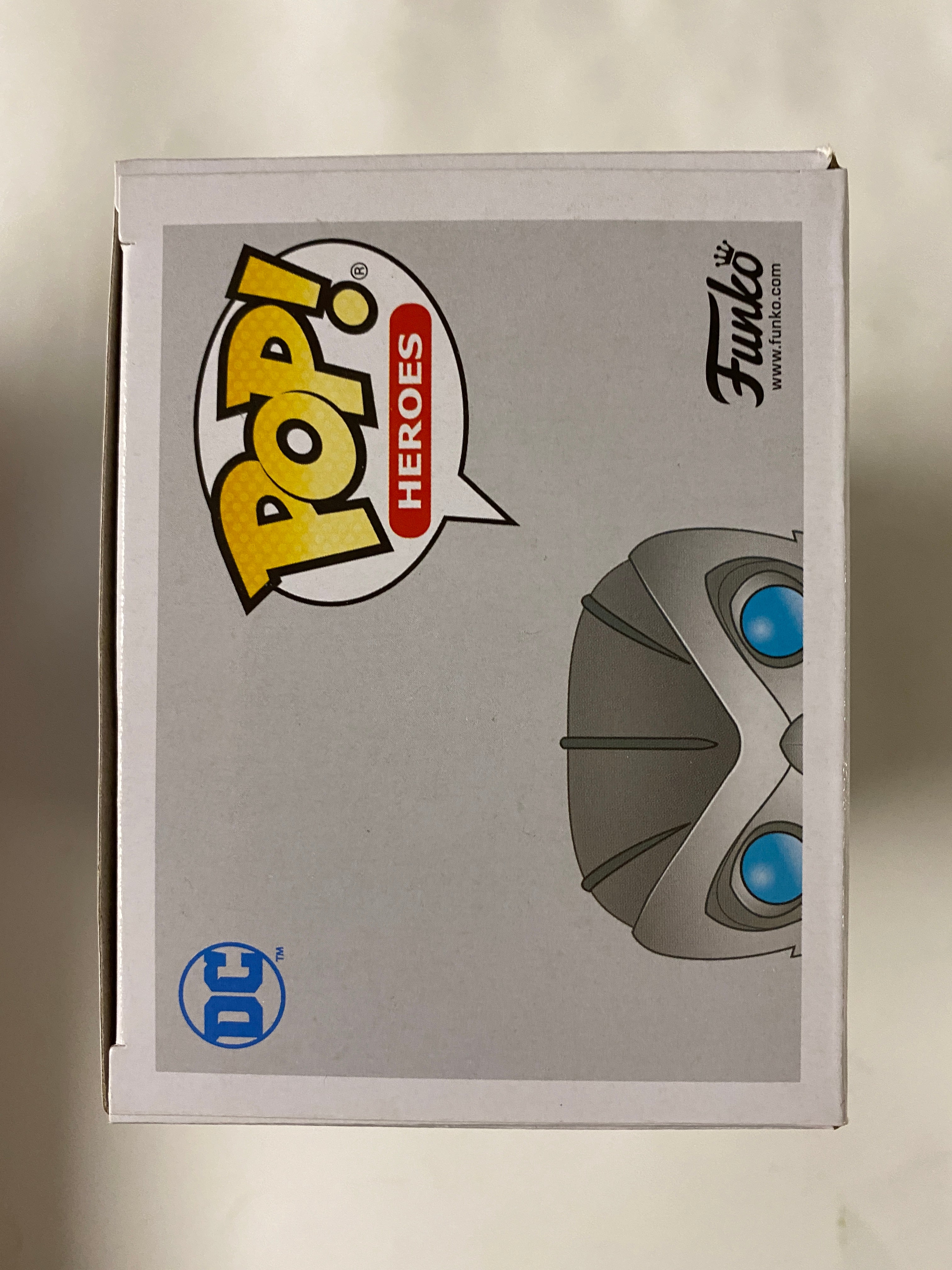 Funko Pop! DC Heroes Owlman #276 Hot Topic 2019 Vaulted Exclusive